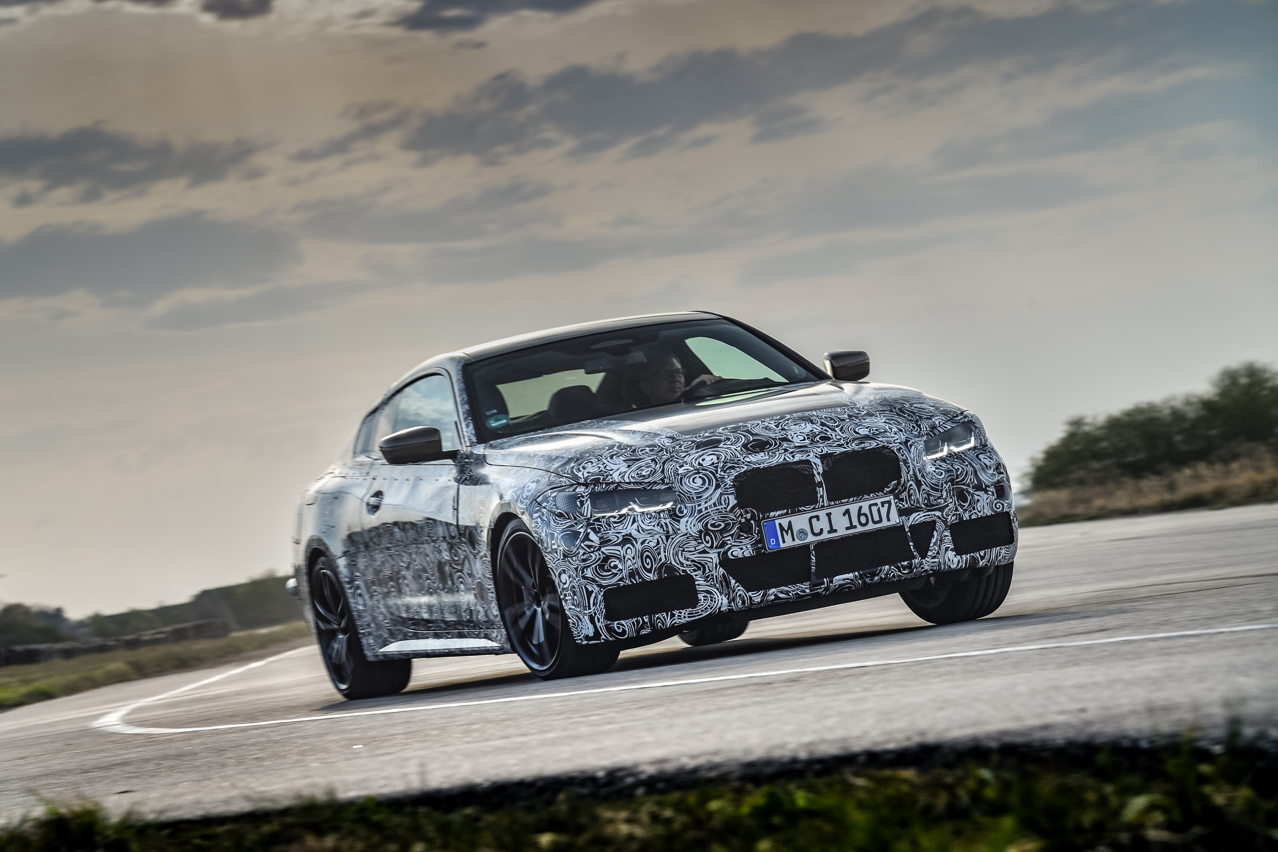 BMW probeert nieuwe 4-serie Coupé zo lang mogelijk te verbergen