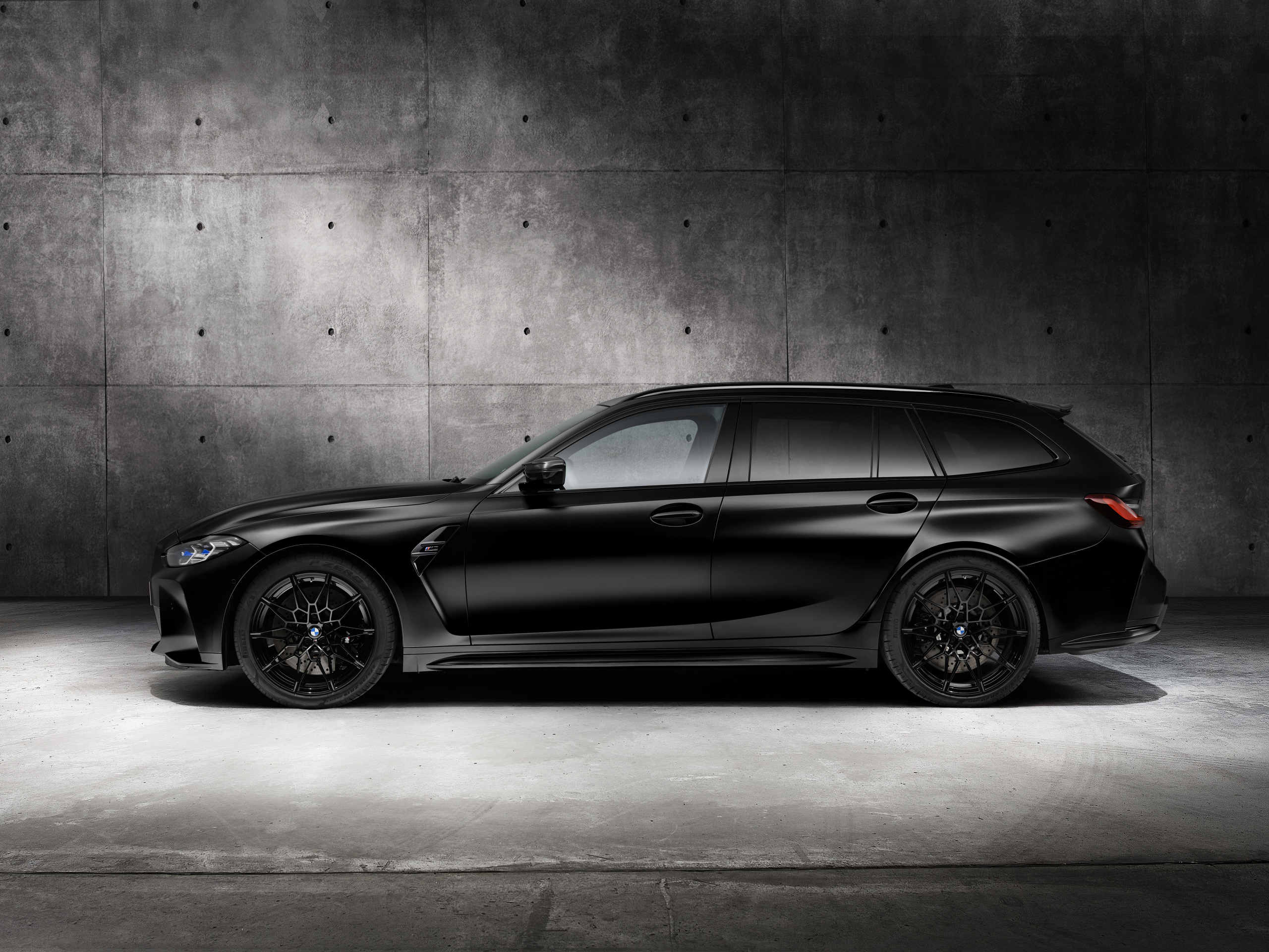 Och, wat zal je hond een hekel krijgen aan deze BMW M3 Touring!