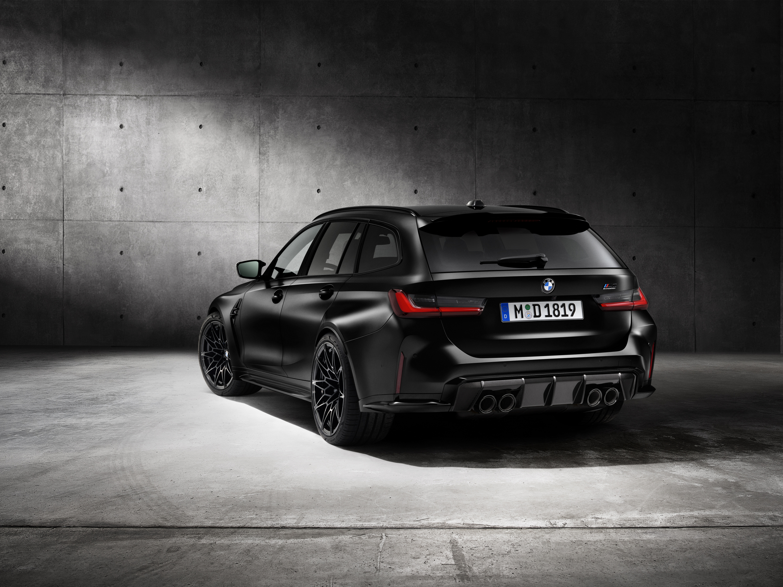 Och, wat zal je hond een hekel krijgen aan deze BMW M3 Touring!
