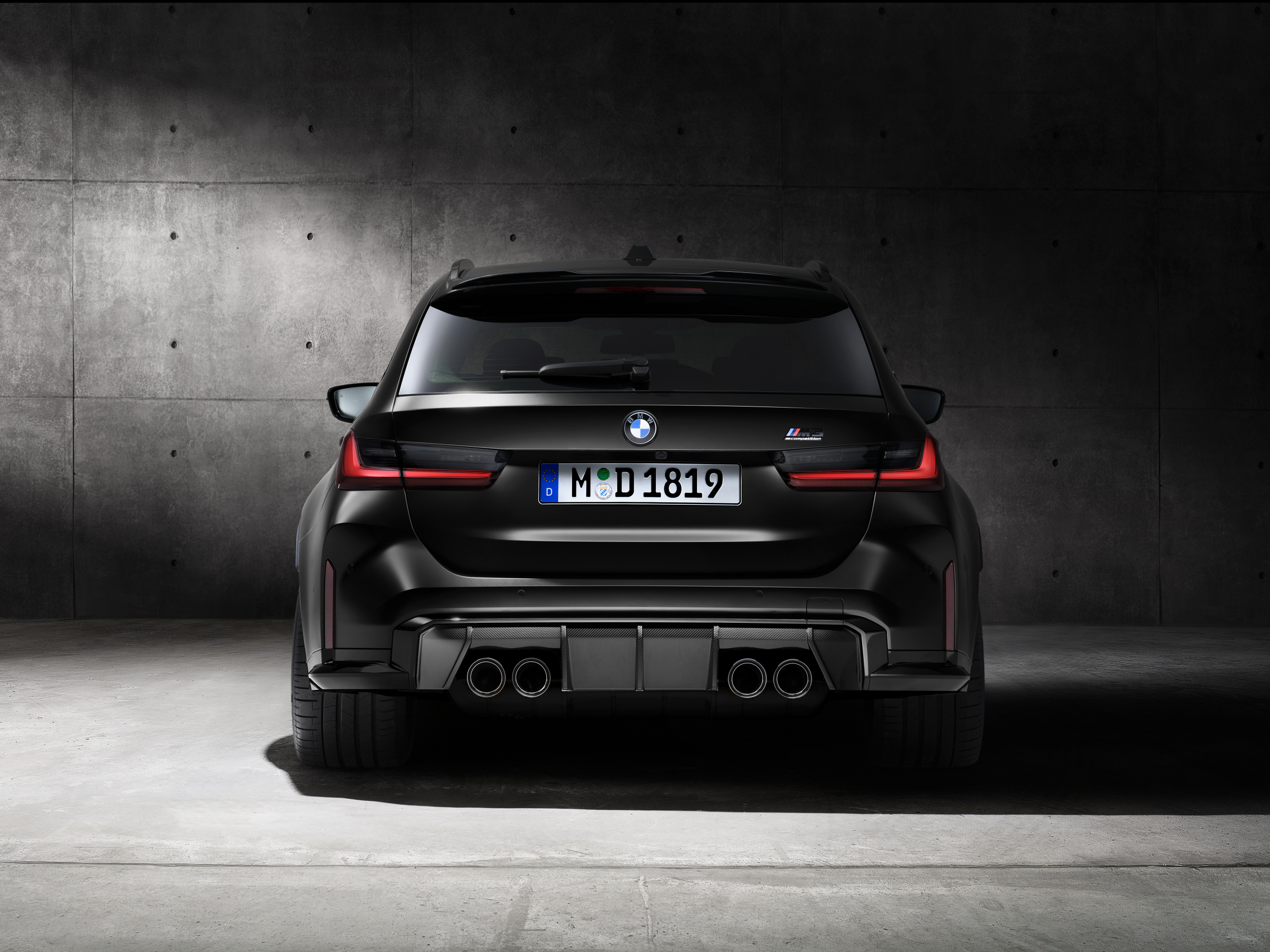 Och, wat zal je hond een hekel krijgen aan deze BMW M3 Touring!
