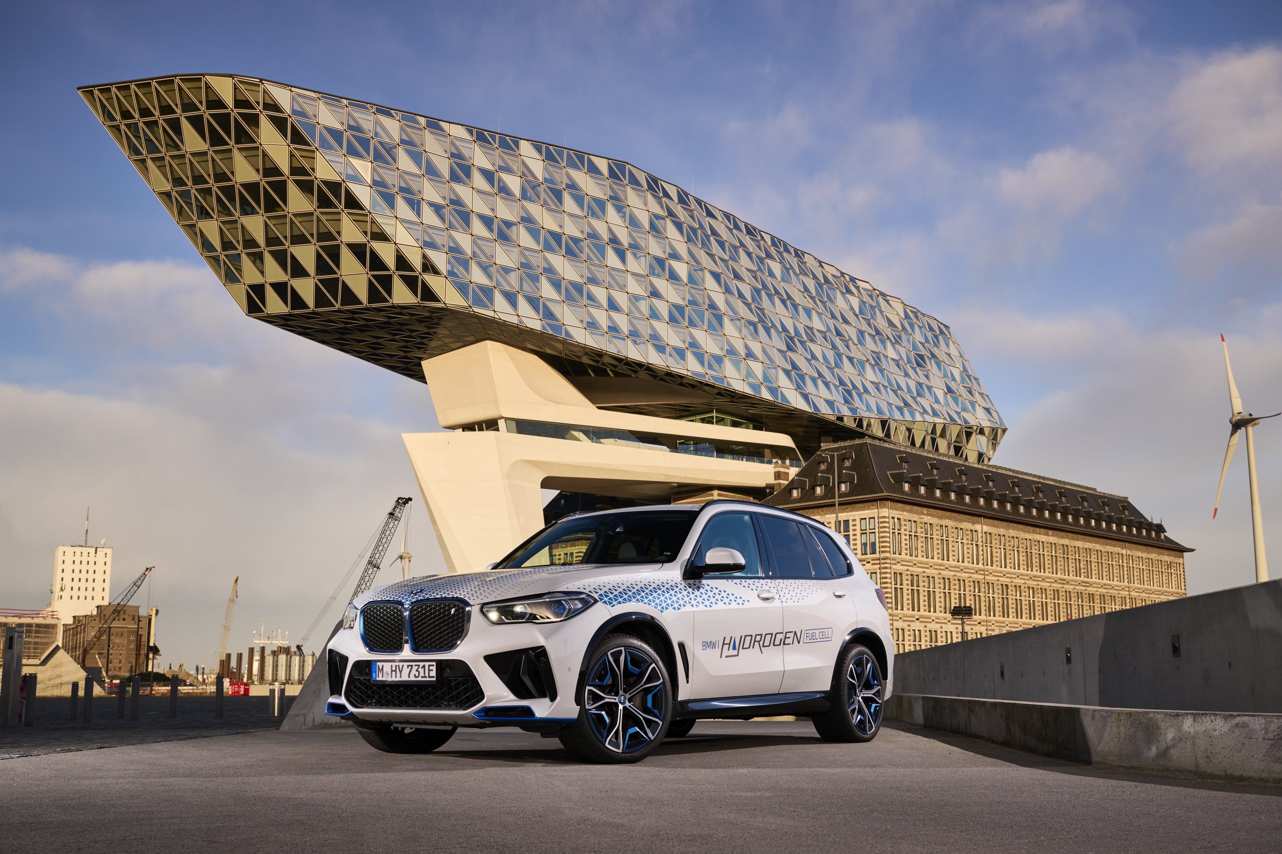 BMW op waterstof komt pas over 5 jaar, wij rijden hem nu al