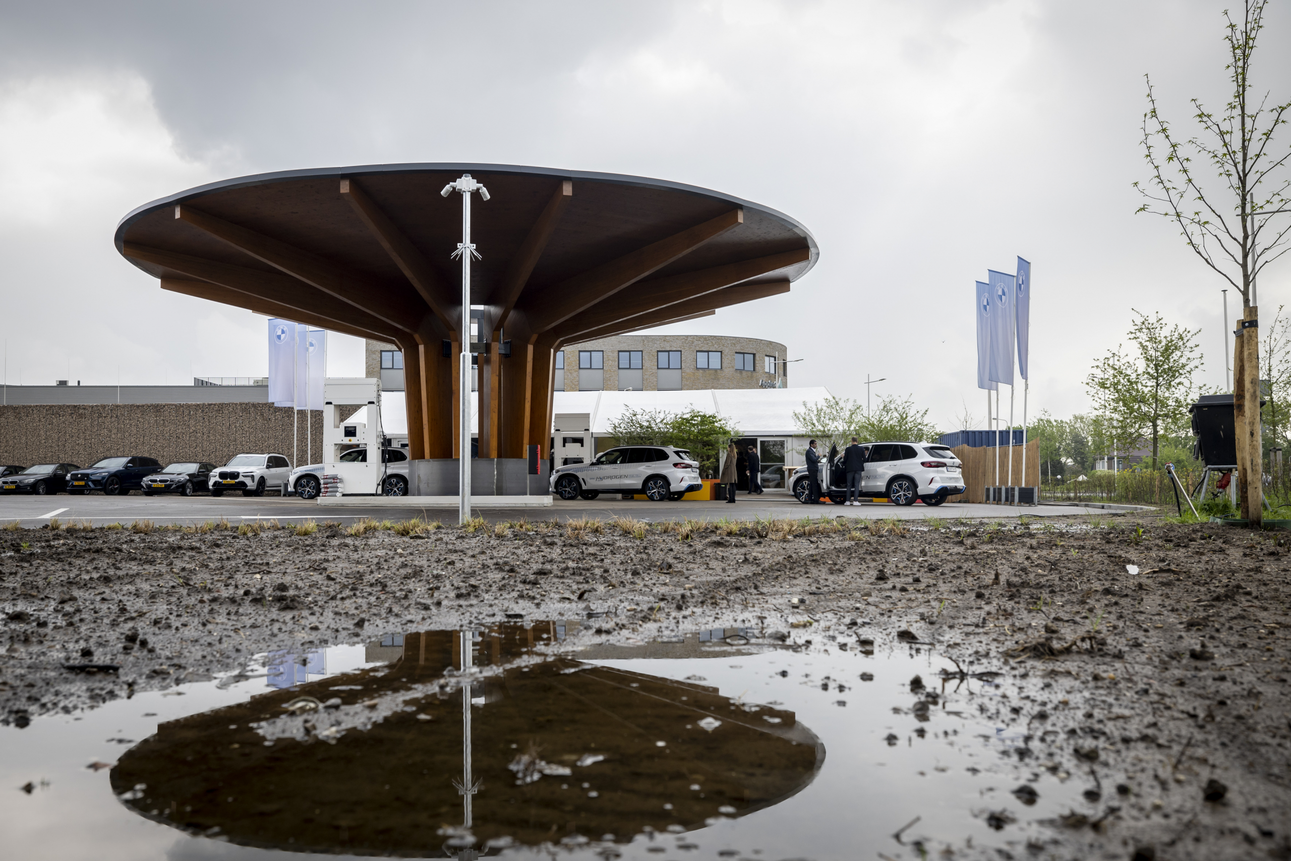 BMW op waterstof komt pas over 5 jaar, wij rijden hem nu al