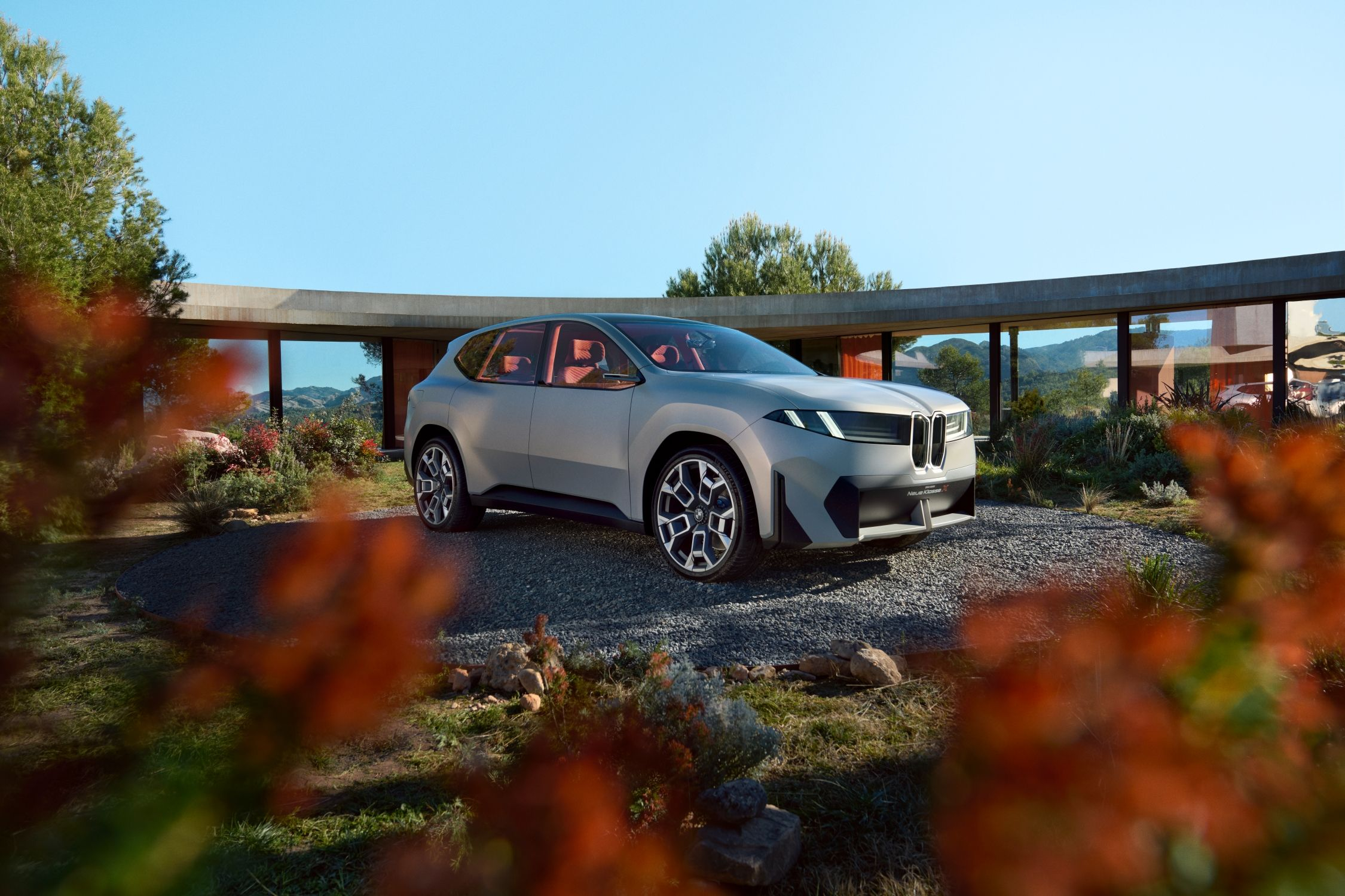 BMW weet wat jullie willen en toont Neue Klasse als SUV