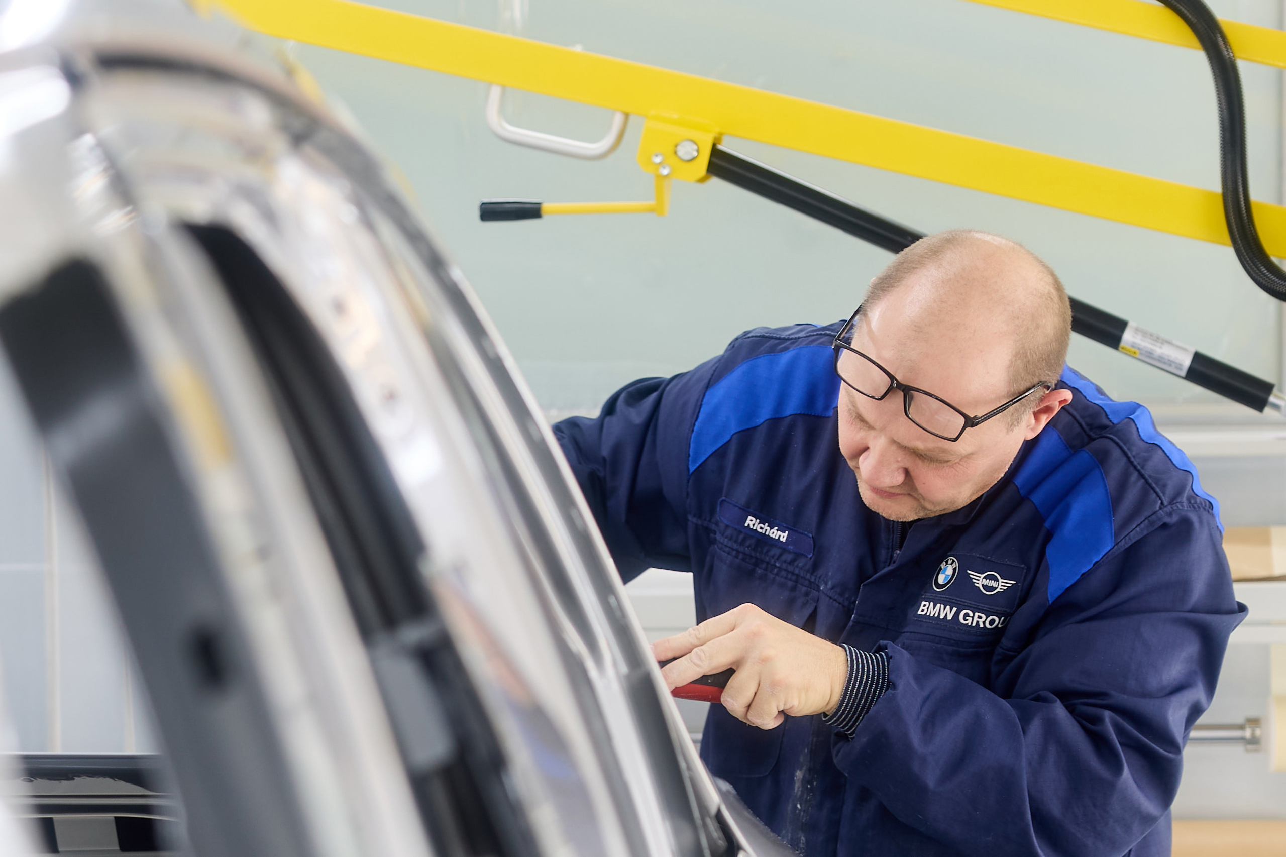 De vraag naar deze Europese EV is zo groot, dat de fabriek dag en nacht door draait