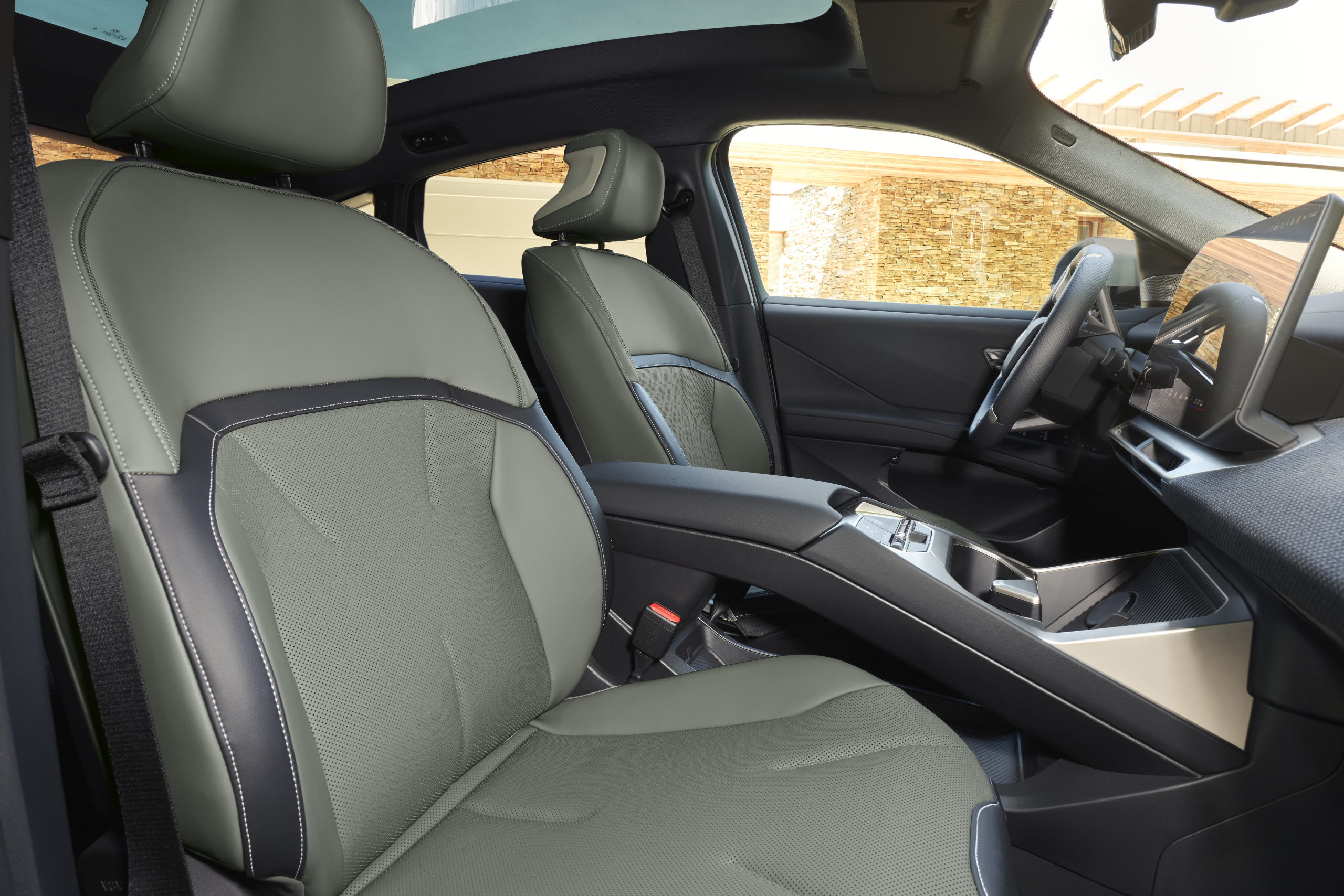Wil je een BMW iX3 met meer bereik en pk's en minder ruimte? Dat is dat 9575 euro extra