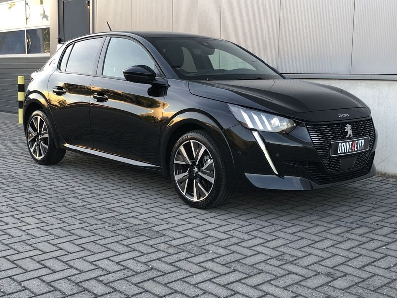 Met bijna nieuwe auto’s zoals deze bespaar je duizenden euro’s