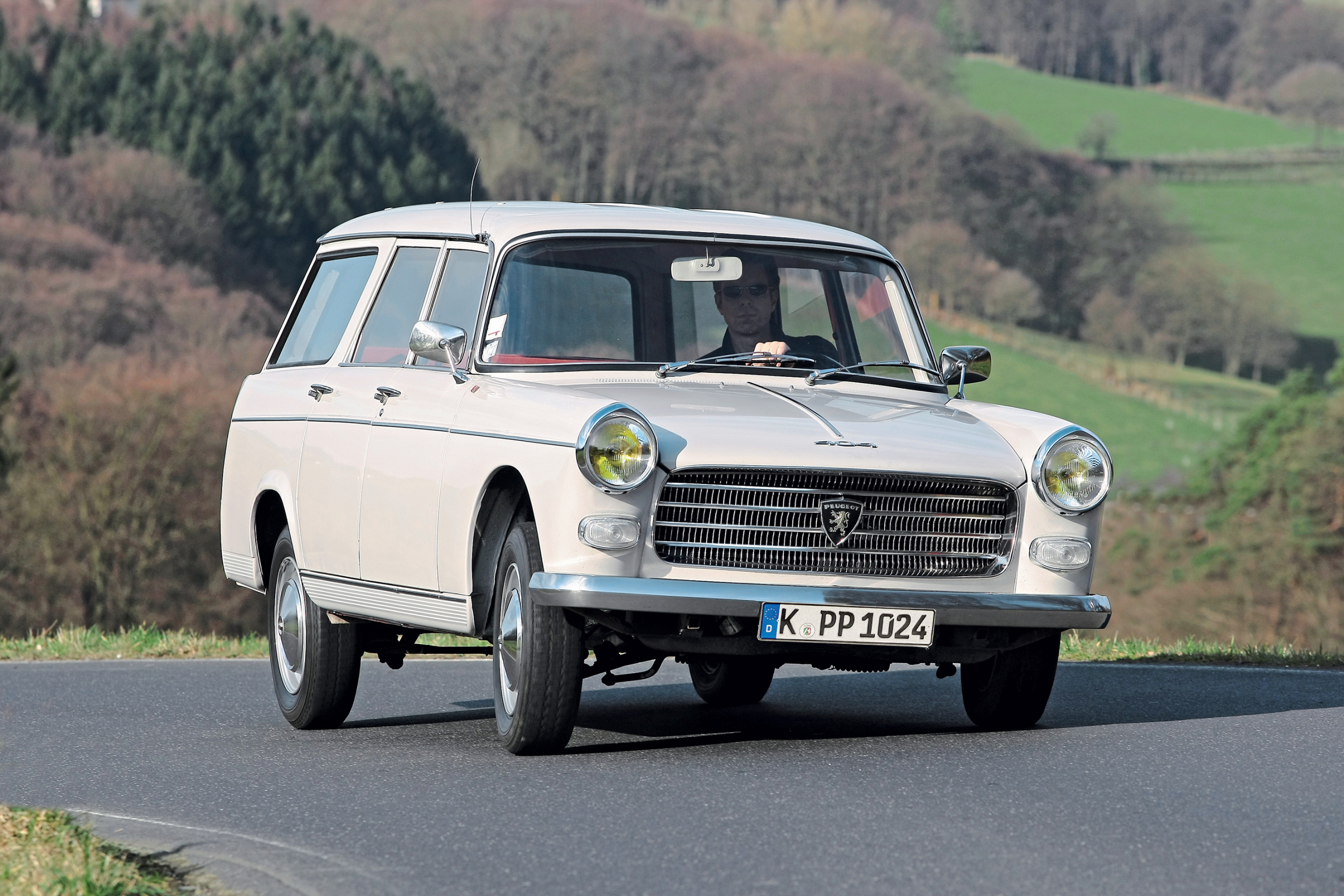 De Peugeot 404 Familiale is een vriend van de familie