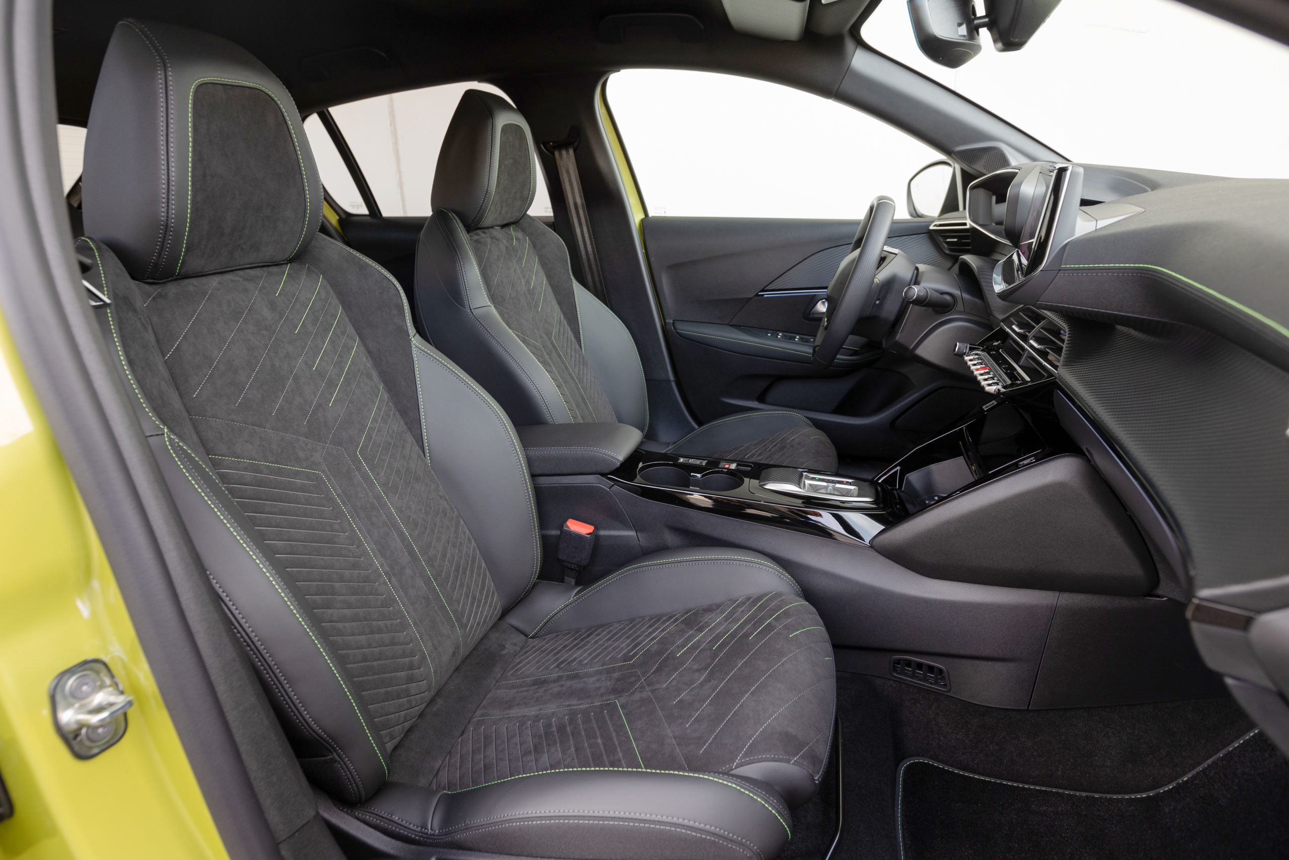 TEST Peugeot e-208: stevige prijs, maar daar krijg je dit voor terug