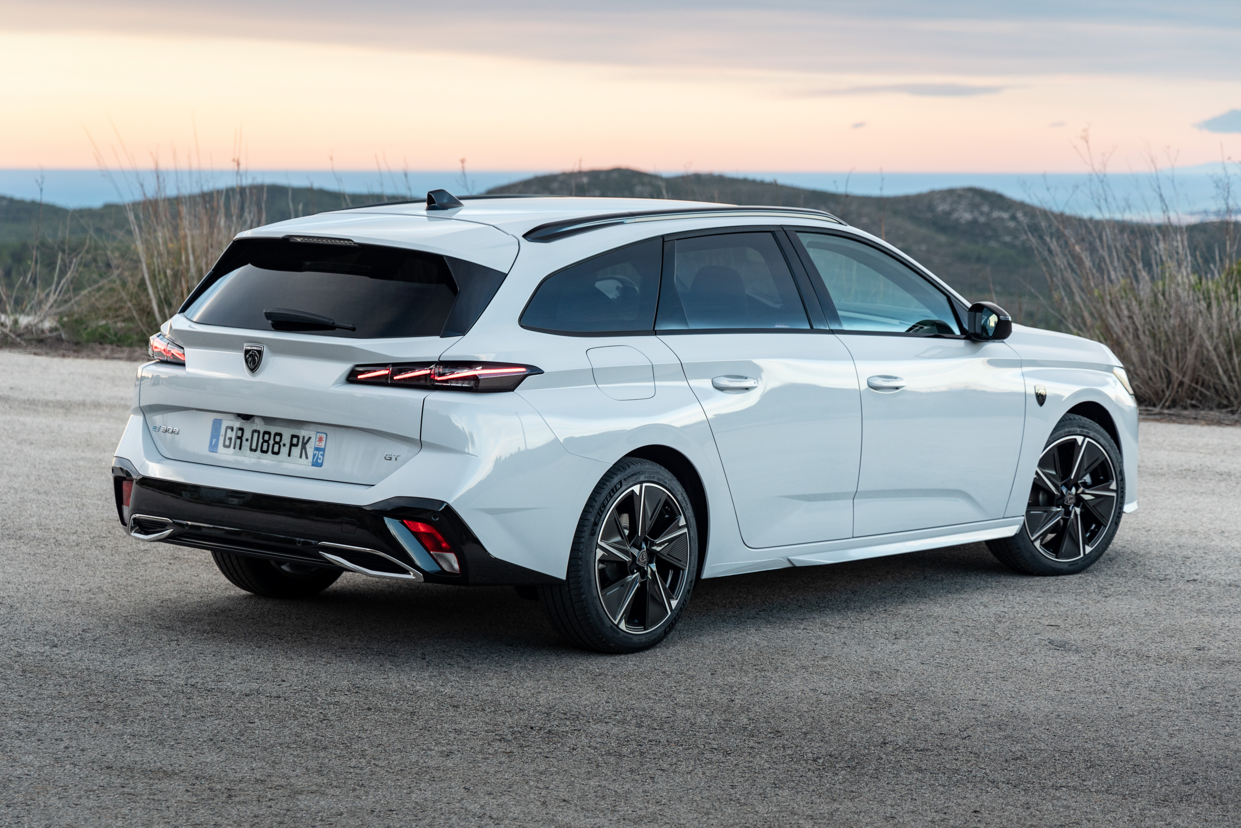 Peugeot e-308 SW (2023) review: