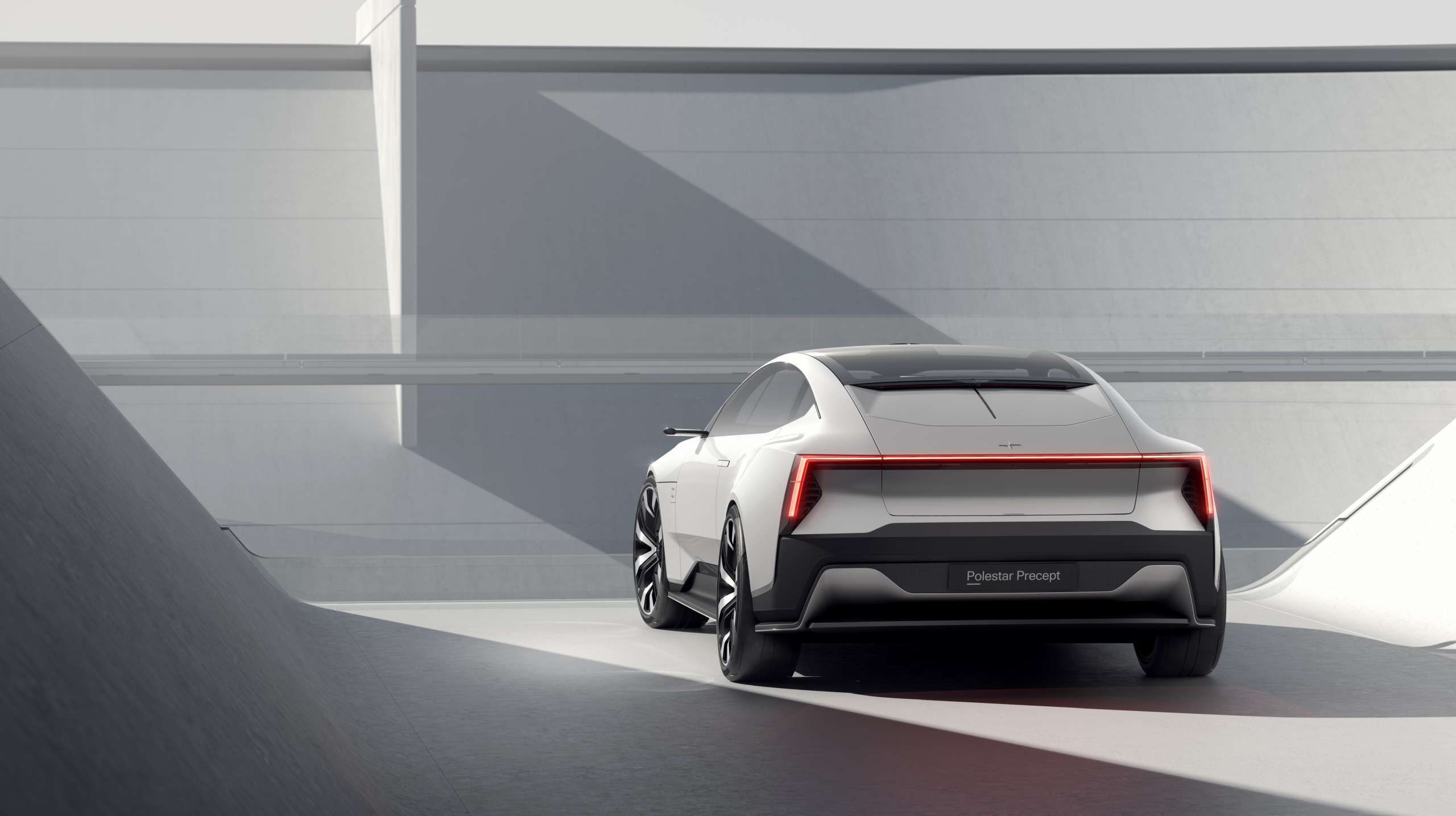 Polestar Precept: compleet met oude visnetten, grote accu's en PET-flessen