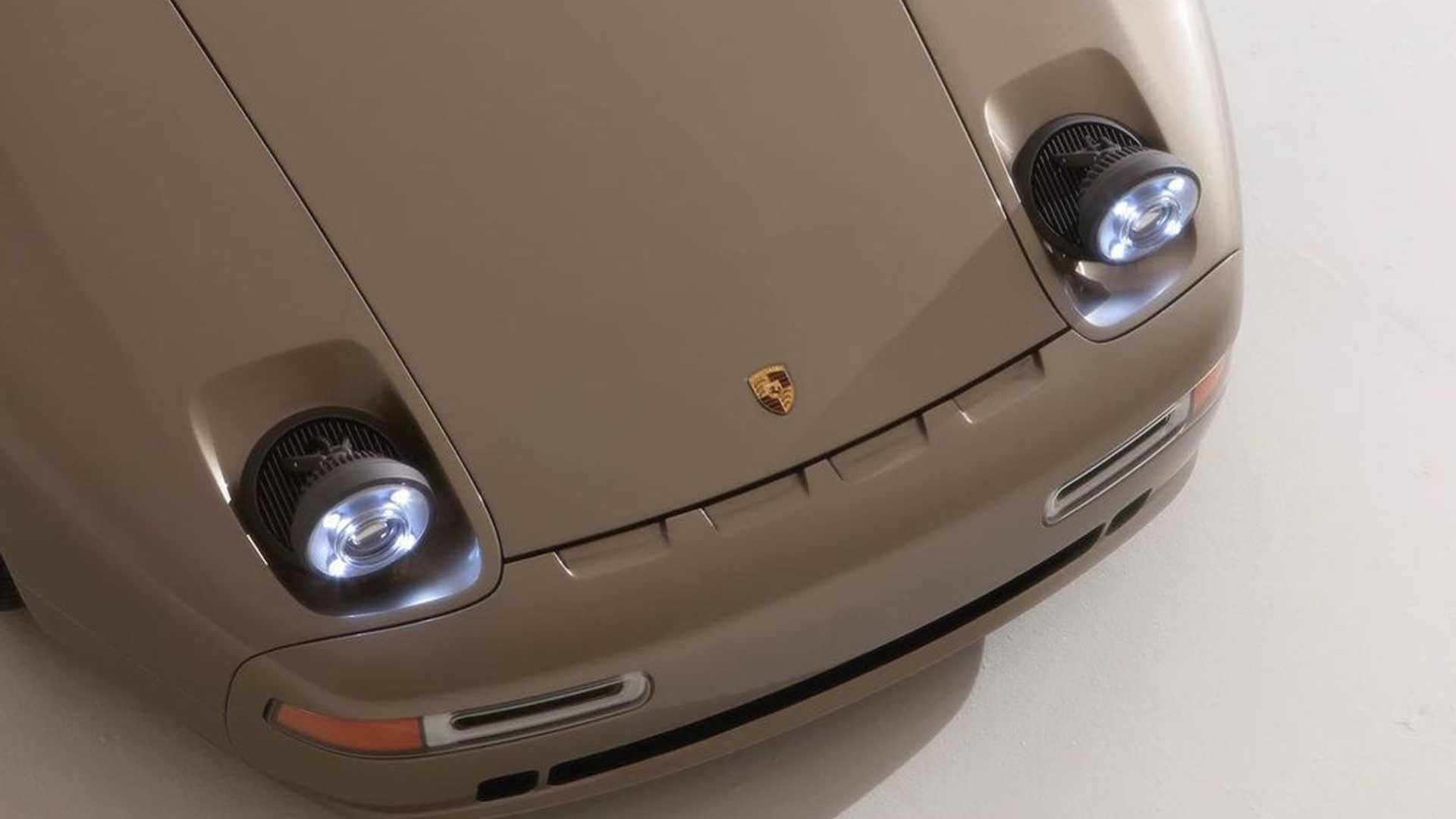Deze Porsche 928-restomod is net zo 70s als een hologramconcert van ABBA