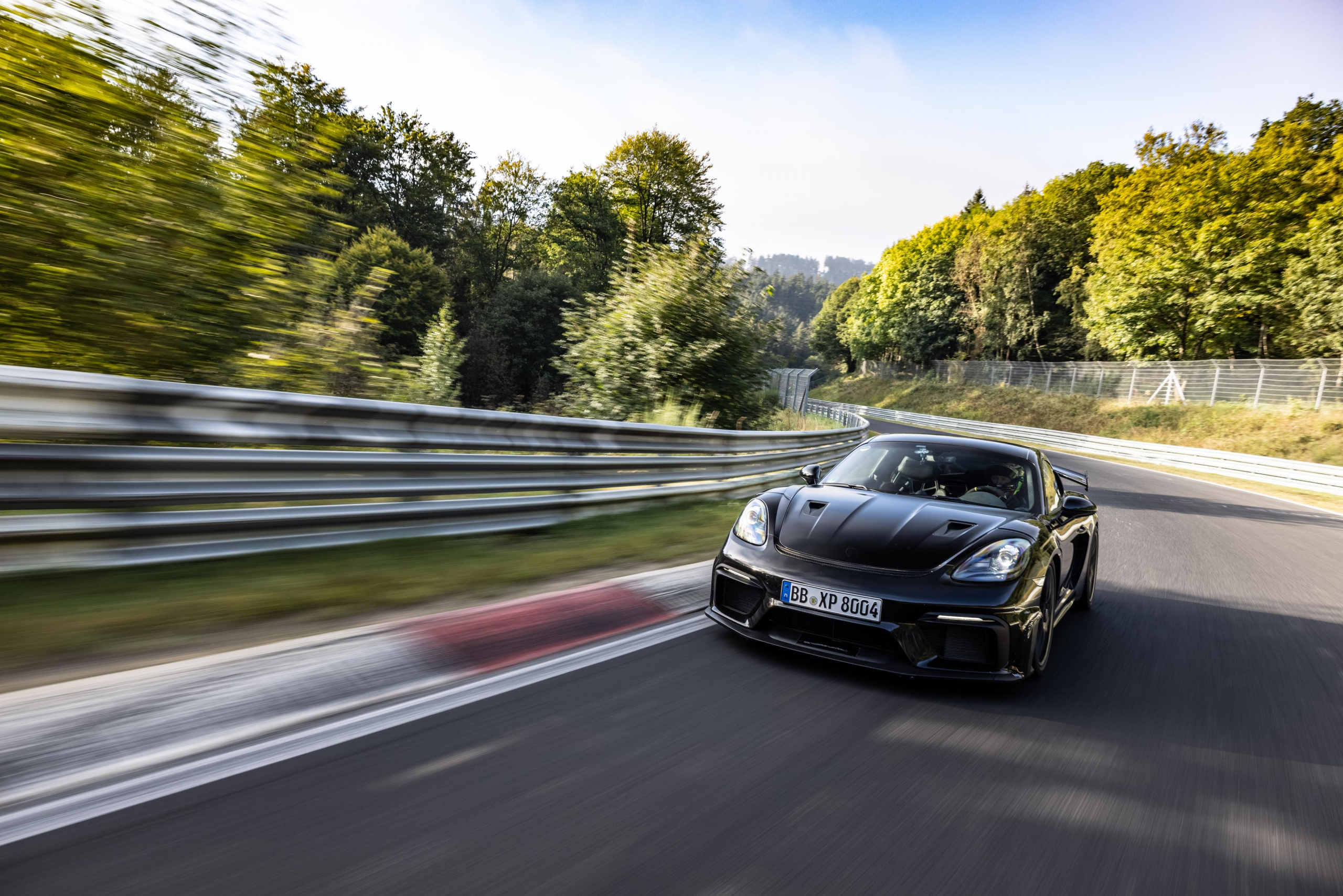 Waarom de gemiddelde 911-rijder het in zijn broek doet voor deze Porsche Cayman