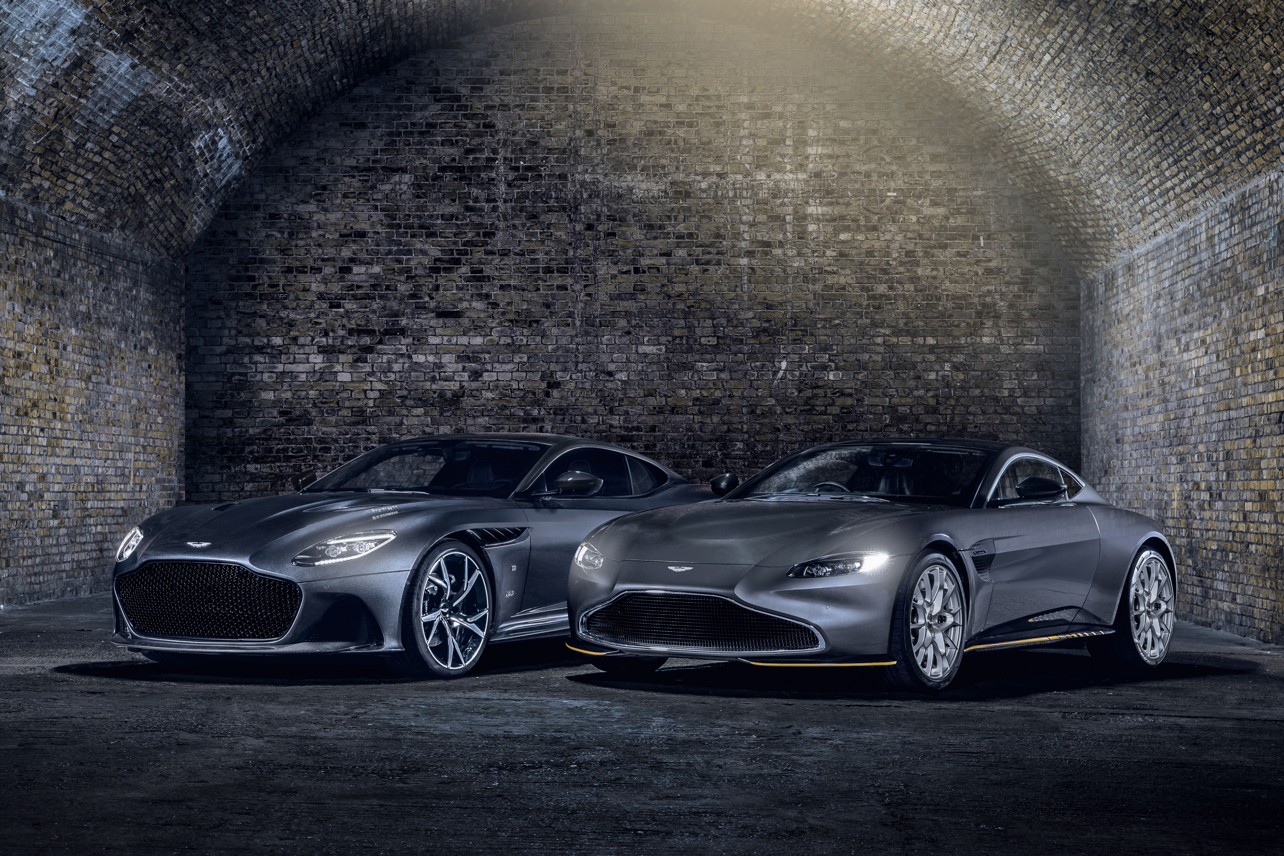 Stoer? Of suf? Aston Martin Vantage en DBS 007 Edition