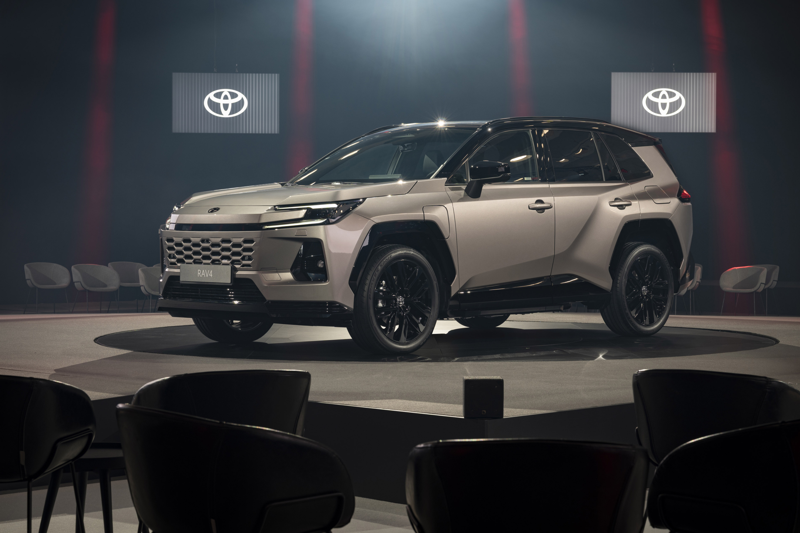 5 dingen die ons opvallen aan de nieuwe Toyota RAV4 (2026)