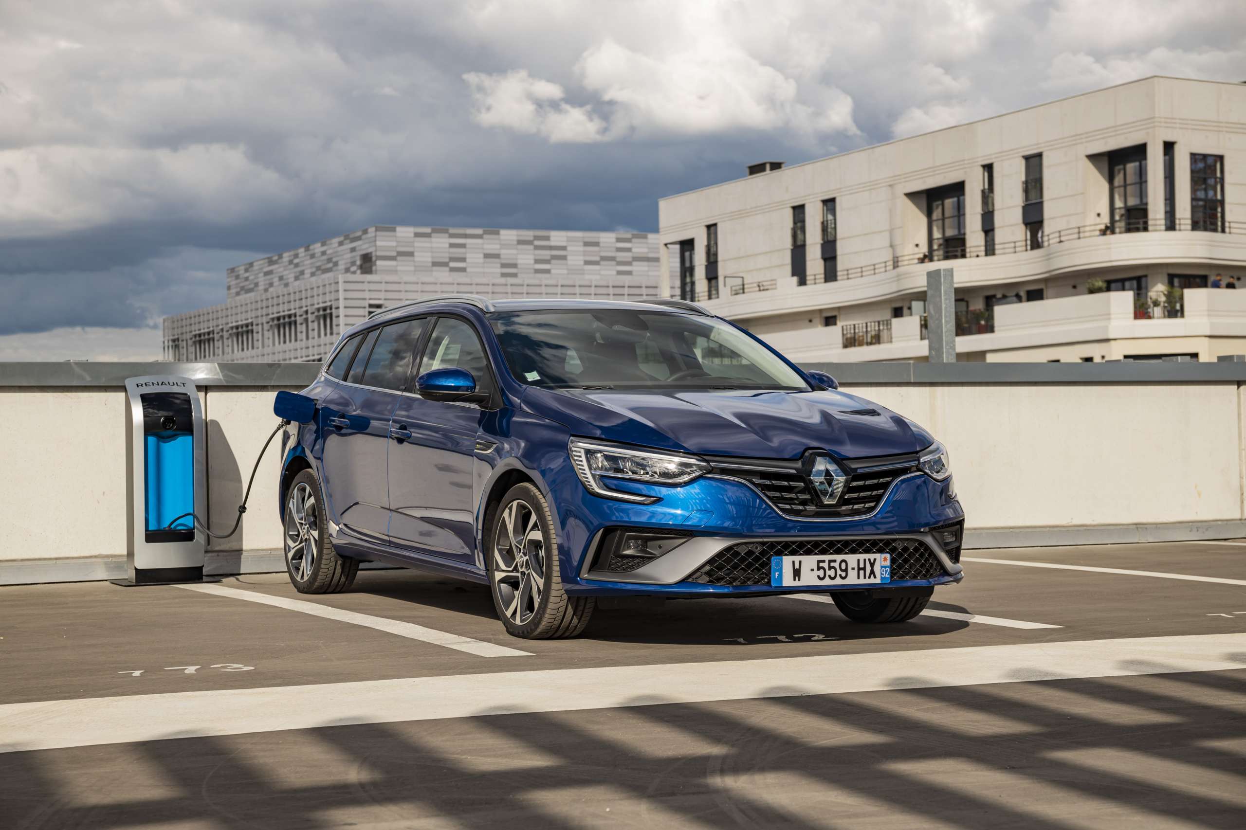 Eerste Renault Mégane Plug-in Hybrid is er vanaf 30.990 euro