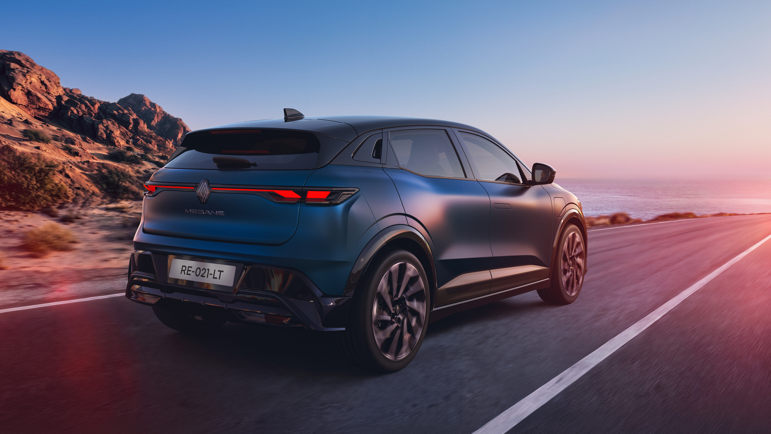 Ondergesneeuwde Franse EV krijgt lagere prijs en grotere actieradius (+ VIDEO)