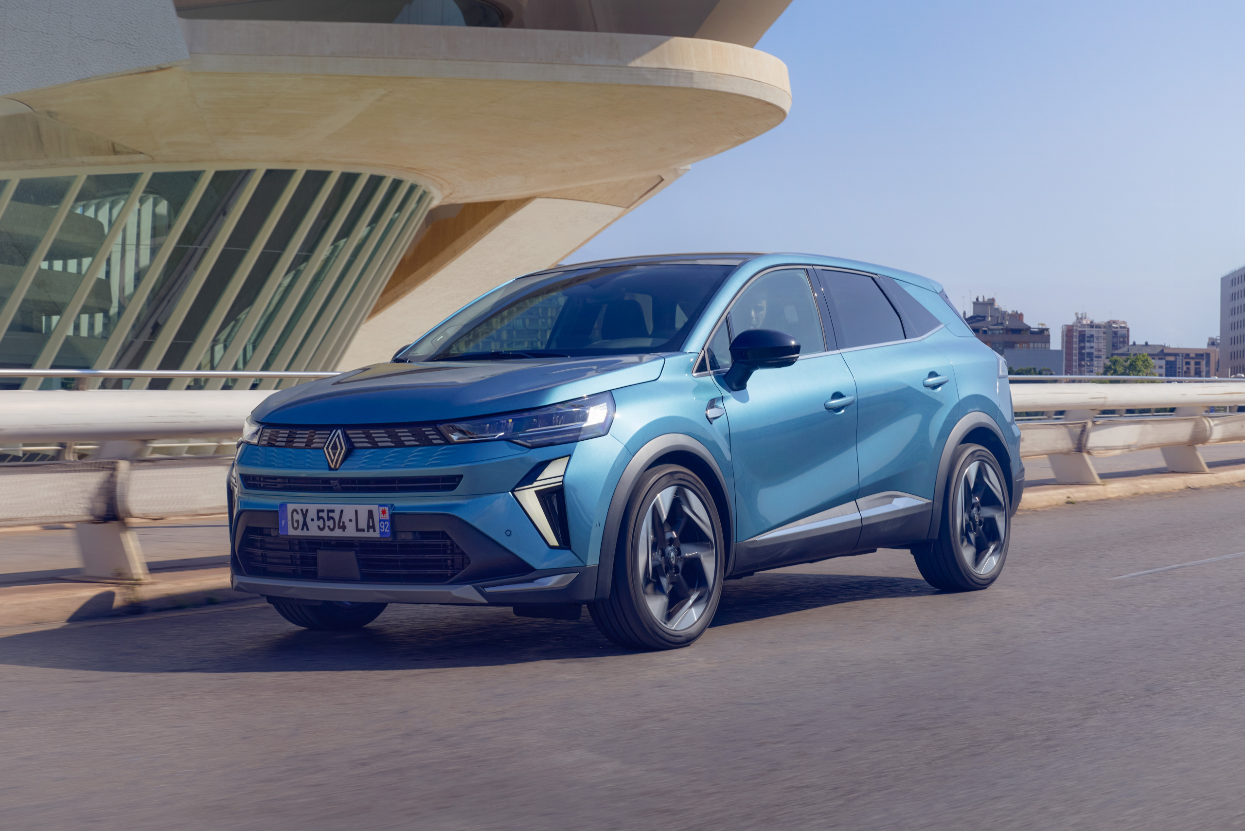 TEST Renault Symbioz (2024): hybride SUV voor mensen die dol zijn op hun gezin