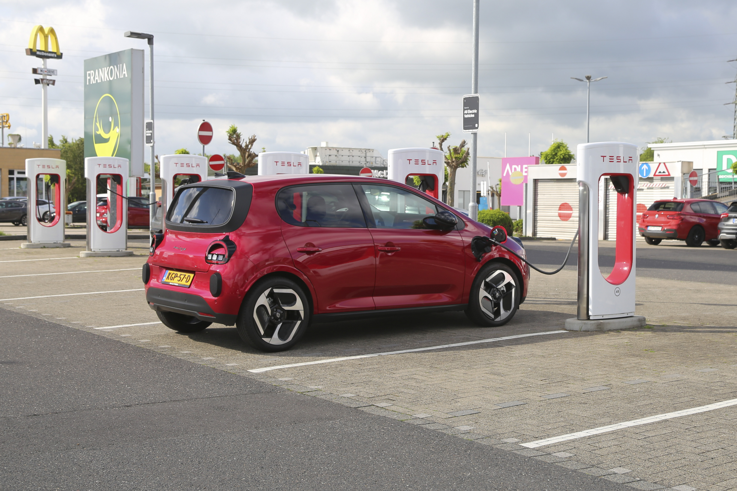 Zo tijdrovend en comfortabel zijn lange ritten met de elektrische Renault Twingo