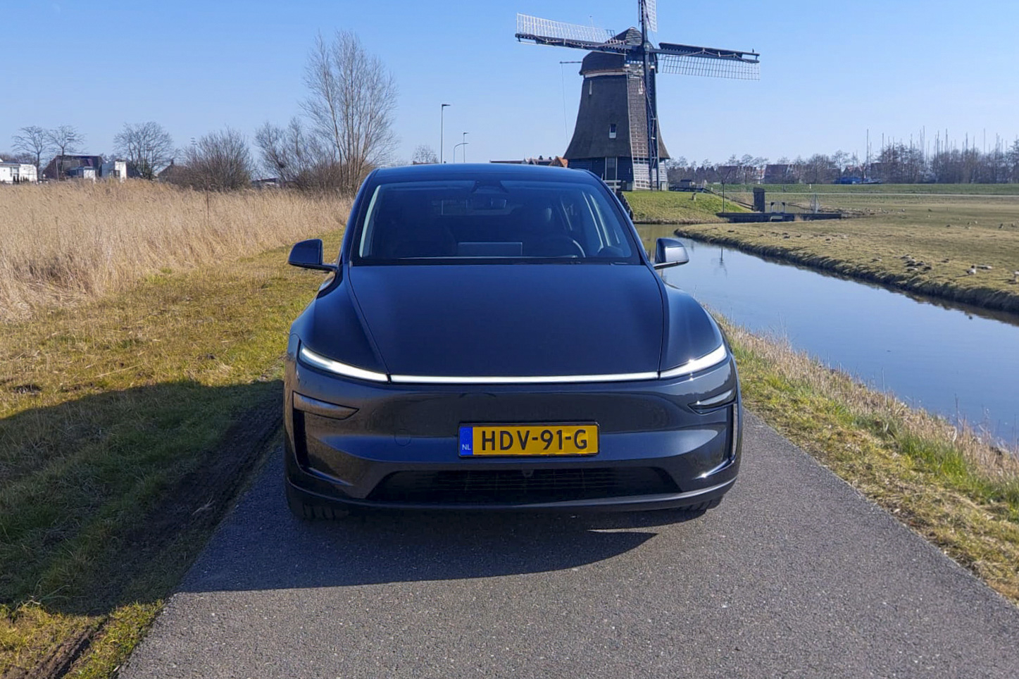 Review: Tesla Model Y (2025) laat concurrentie naar adem happen