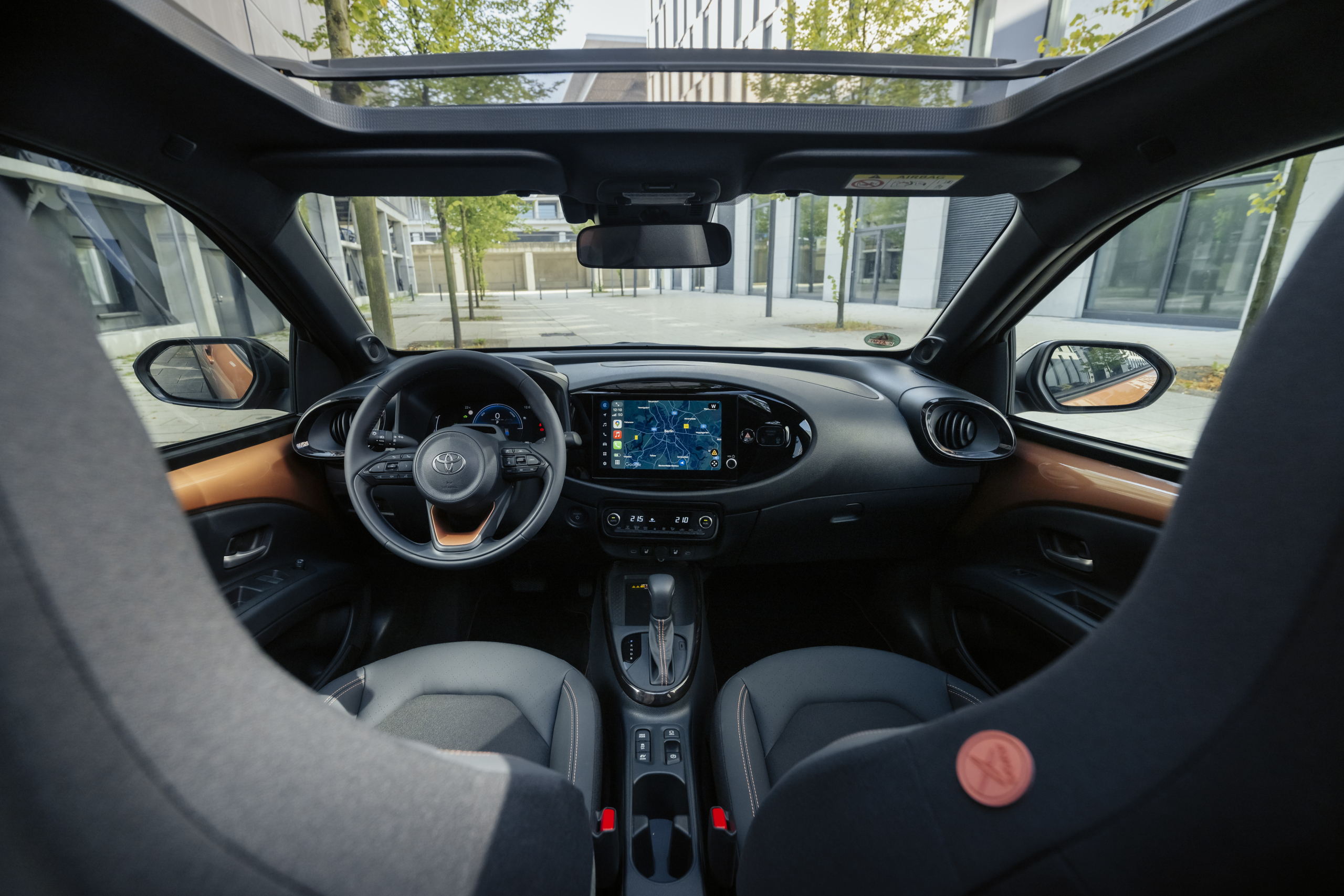 Deze nieuwe Toyota is de goedkoopste hybride van Nederland en plotseling spotgoedkoop