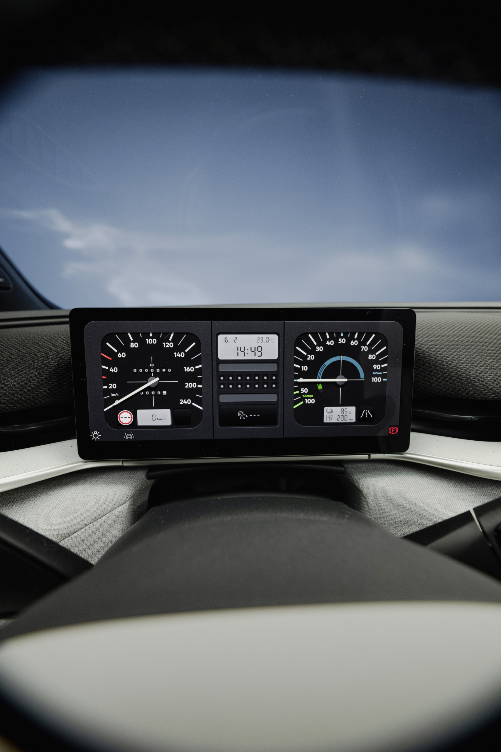 REVIEW - Volkswagen ID. Polo