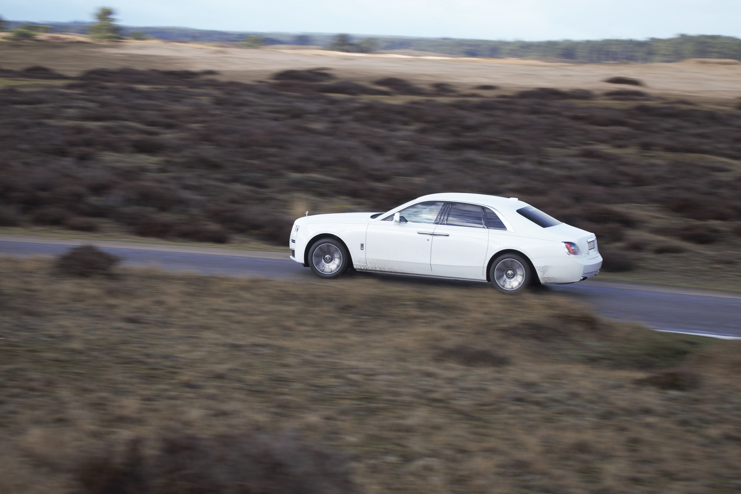 Eerste review Rolls-Royce Ghost (2021): beter wordt het niet ...