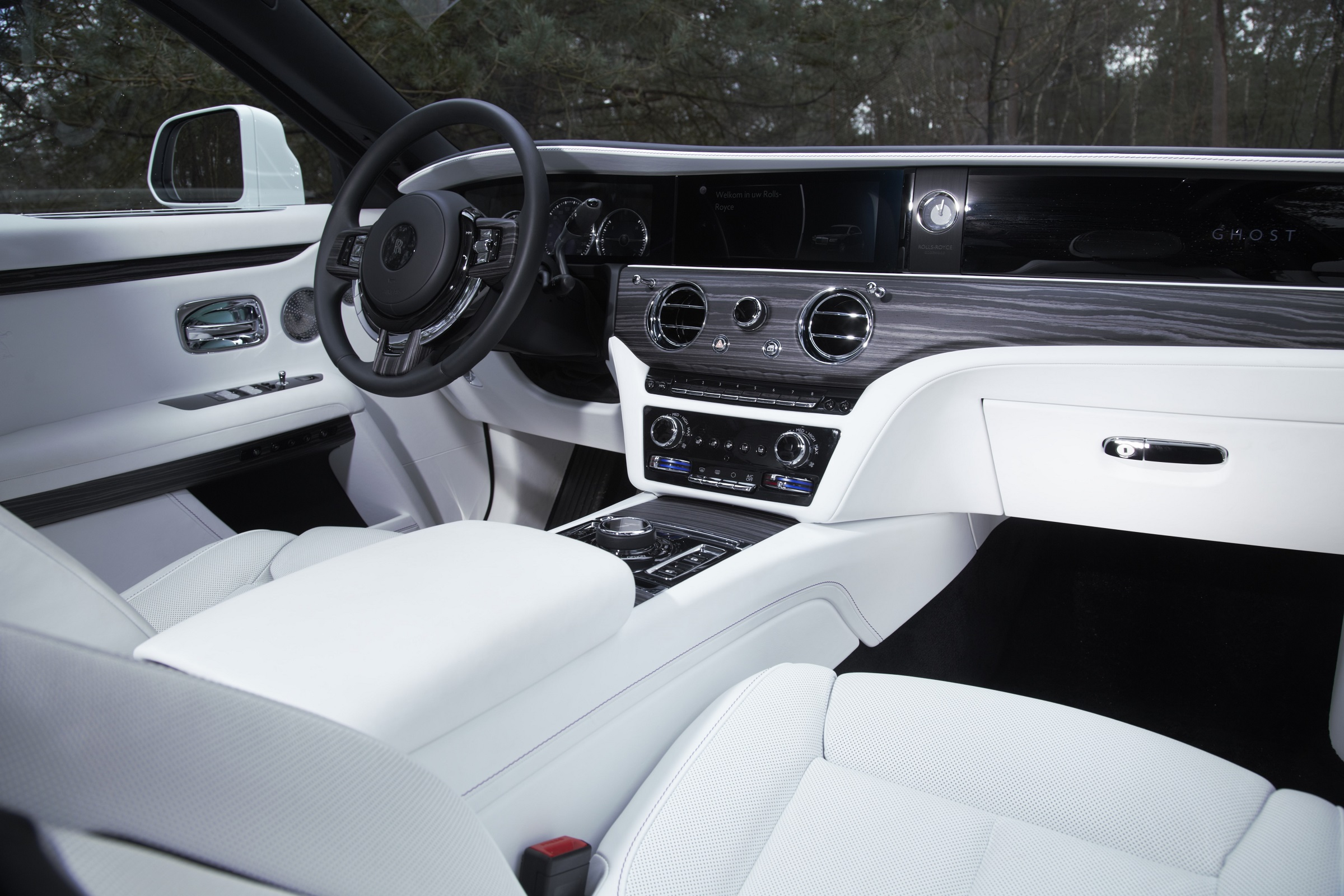 Eerste review Rolls-Royce Ghost (2021): beter wordt het niet ...