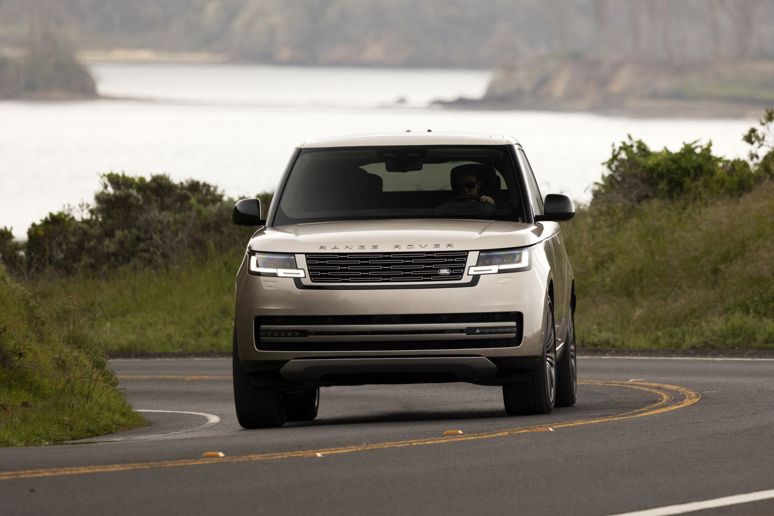 Range Rover (2022) test - Zoek je een top-suv? Dan kun je niet om deze heen!