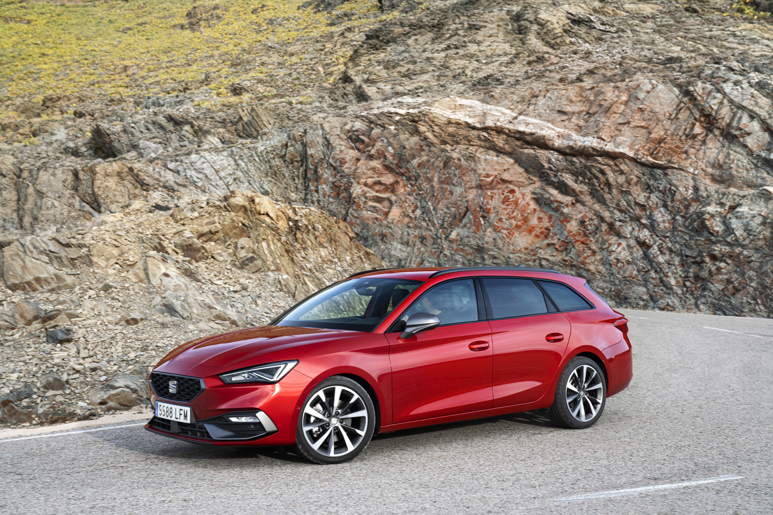 Waarom de Seat Leon Sportstourer goedkoper is dan de hatchback