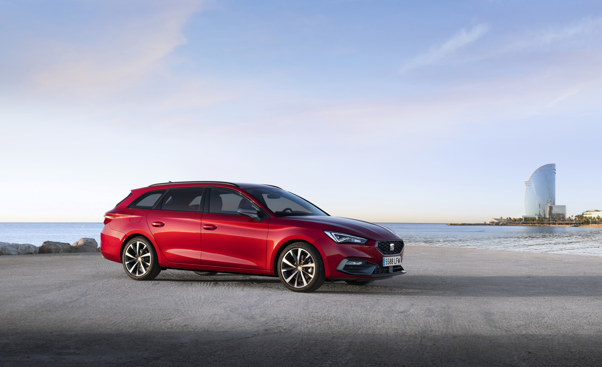 Waarom de Seat Leon Sportstourer goedkoper is dan de hatchback