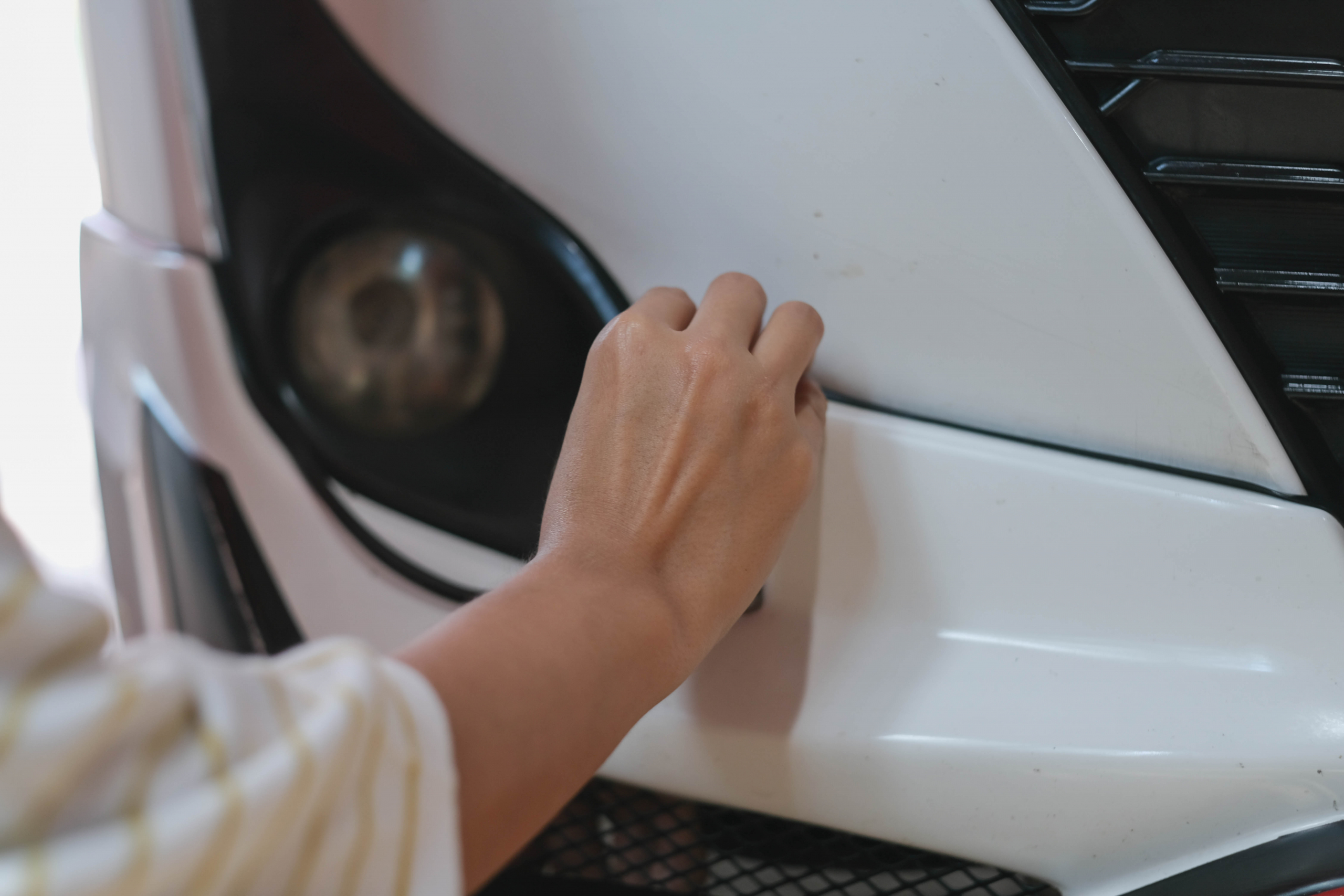 Mooie tweedehands import-auto gezien? Pas op, zo herken je een schadeauto!