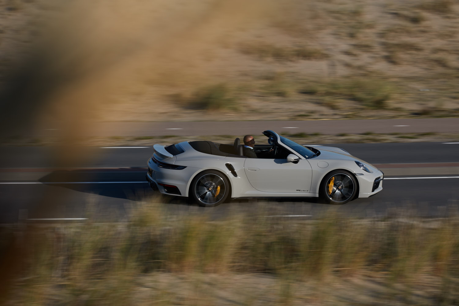 Eerste review - Is de Porsche 911 Turbo S Cabriolet dé ultieme sportwagen?