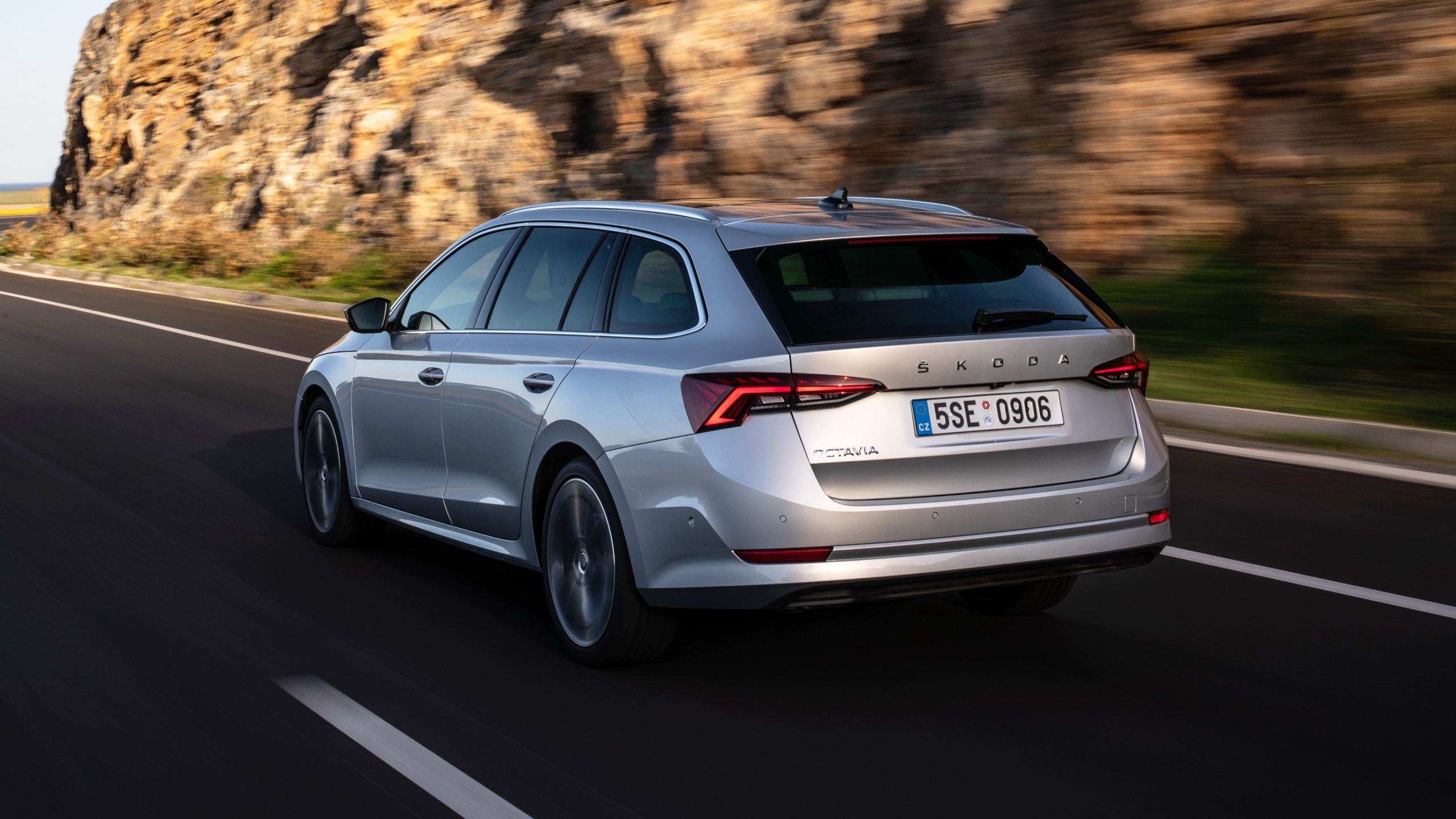 Waarom de nieuwe Skoda Octavia duurder is dan de Golf 8
