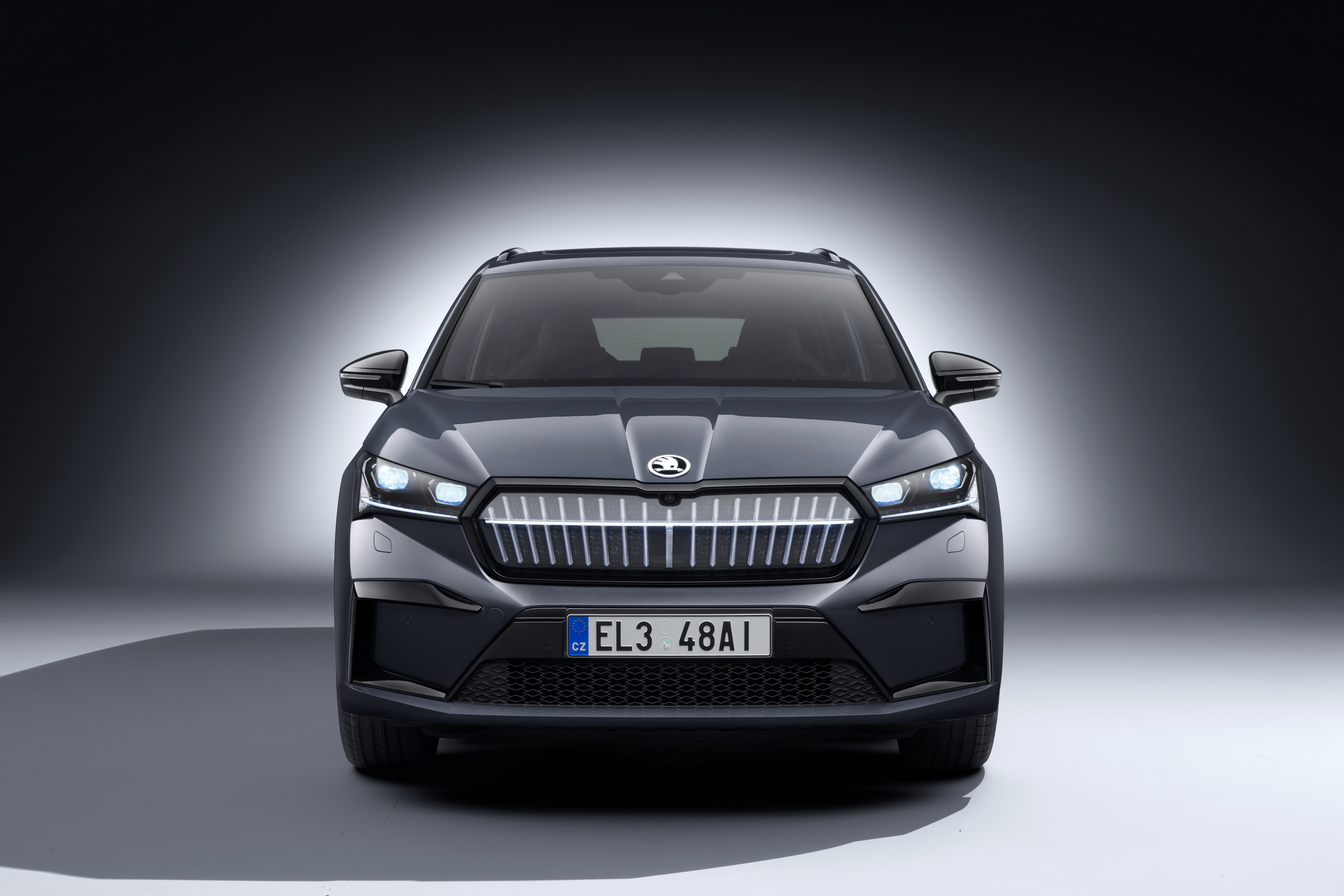 Elektrische Skoda Enyaq iV Sportline leeft op grote voet
