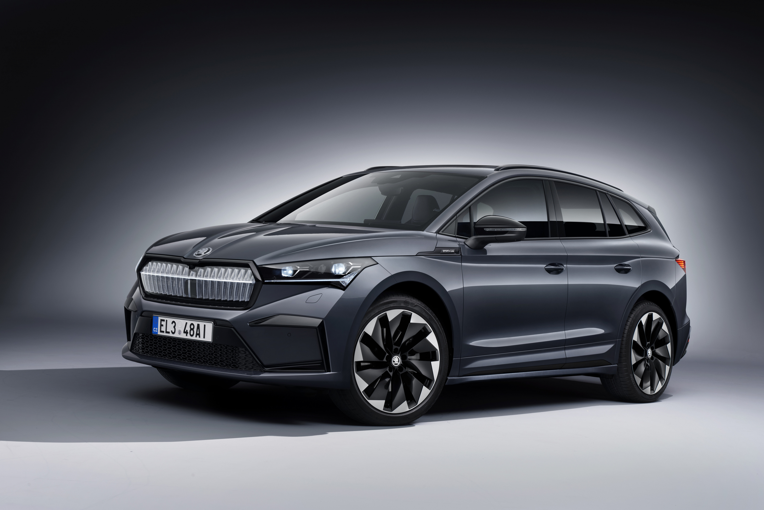 Elektrische Skoda Enyaq iV Sportline leeft op grote voet