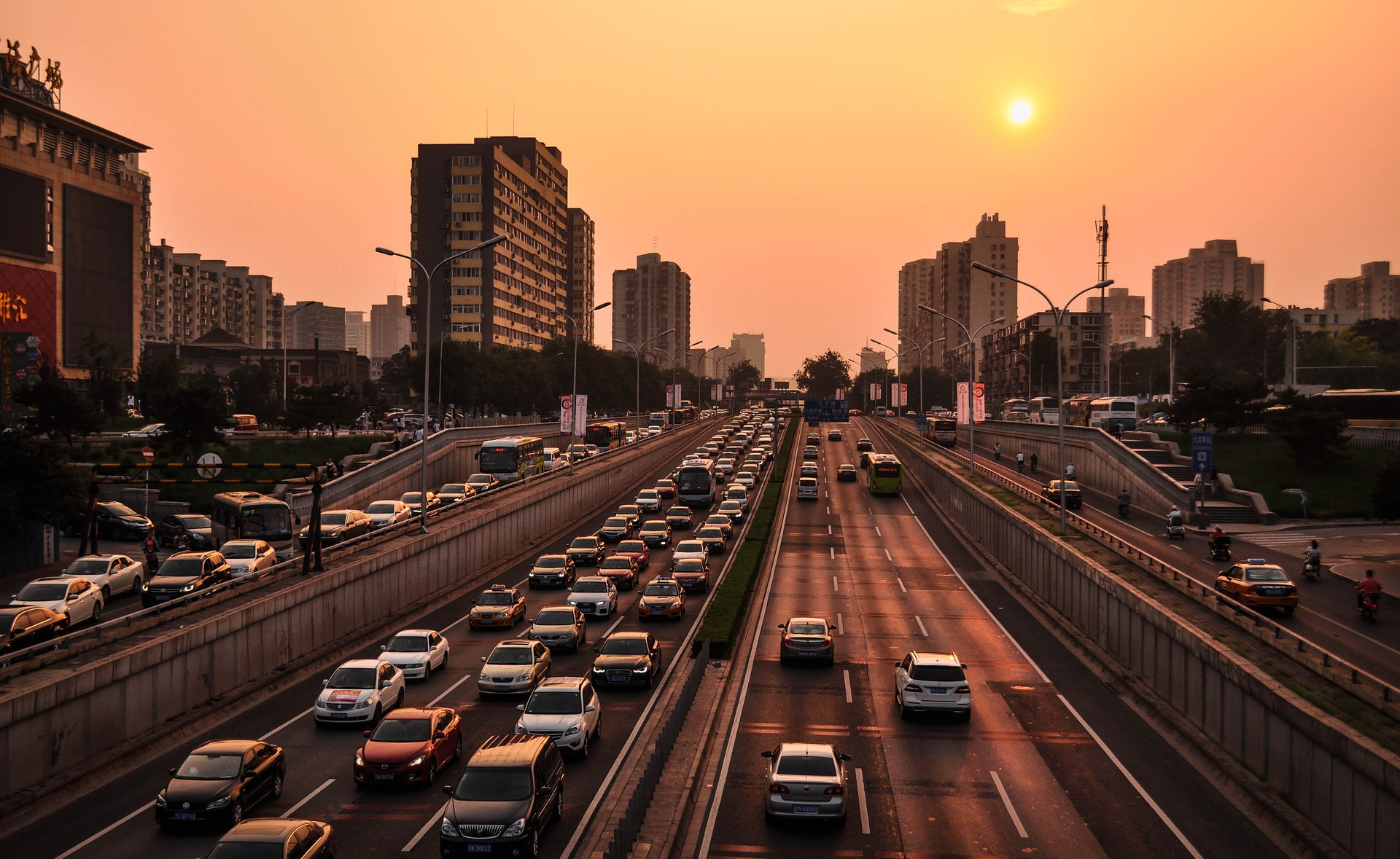 Chinese automarkt krimpt met 79 procent door coronavirus