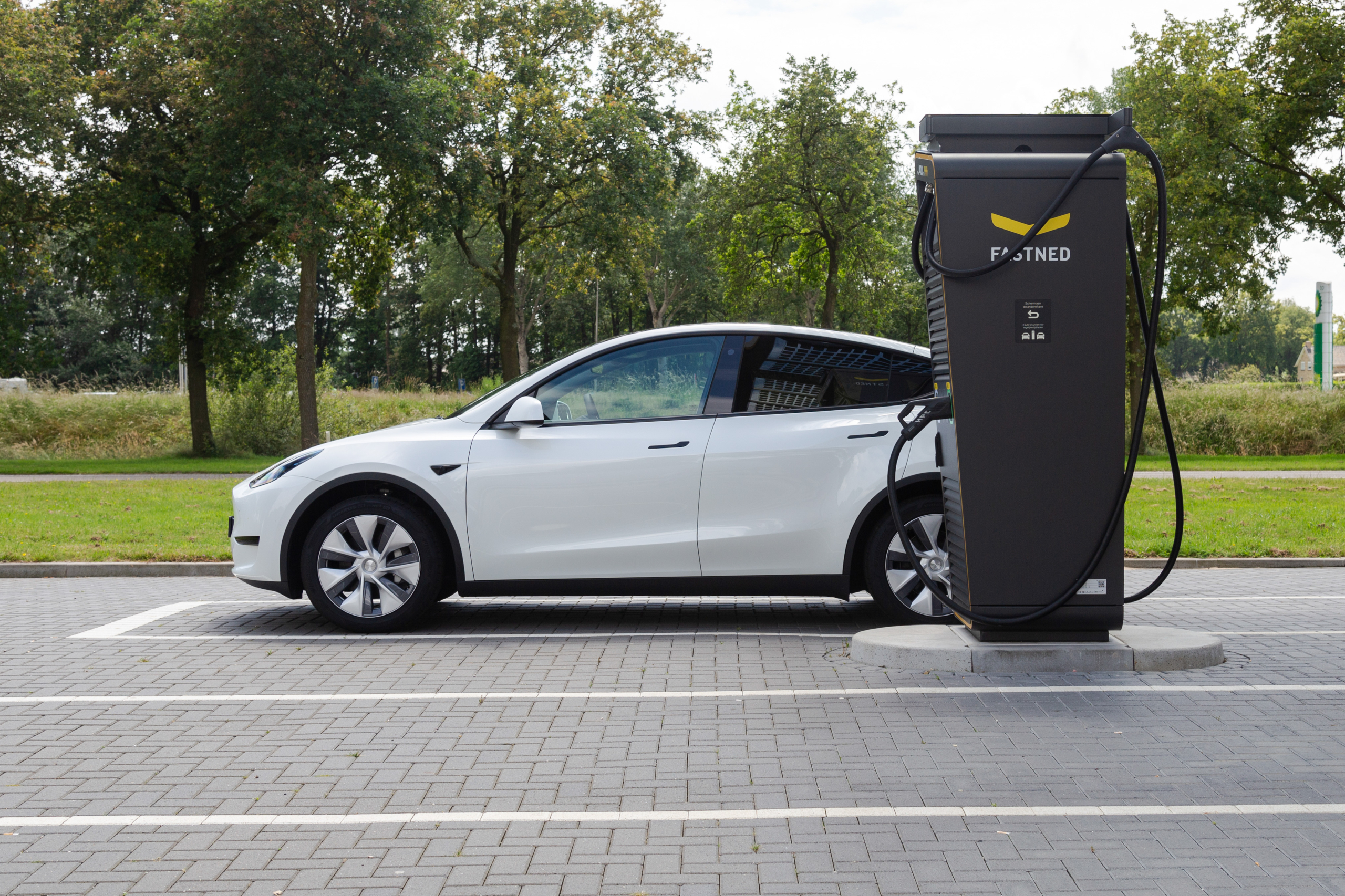 Test Tesla ﻿Model Y Long Range RWD (2024): geen EV-subsidie, toch de beste keus