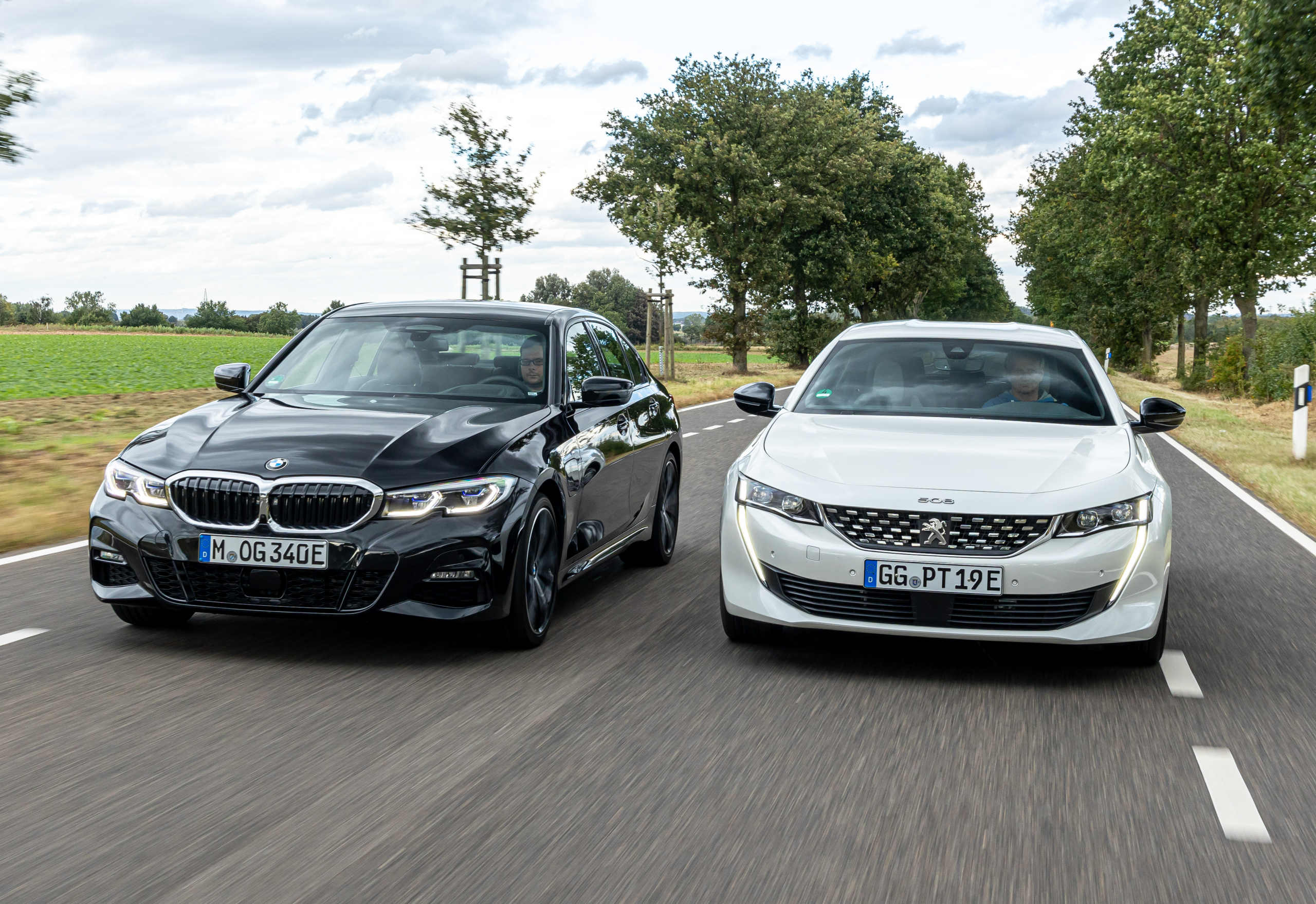 Test BMW 320e en Peugeot 508 Hybrid: welke plug-in hybride lease-auto is het zuinigst?