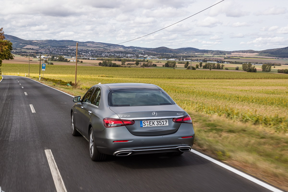 Test BMW 5-serie en Mercedes E-klasse - de resultaten zullen je verbazen ...