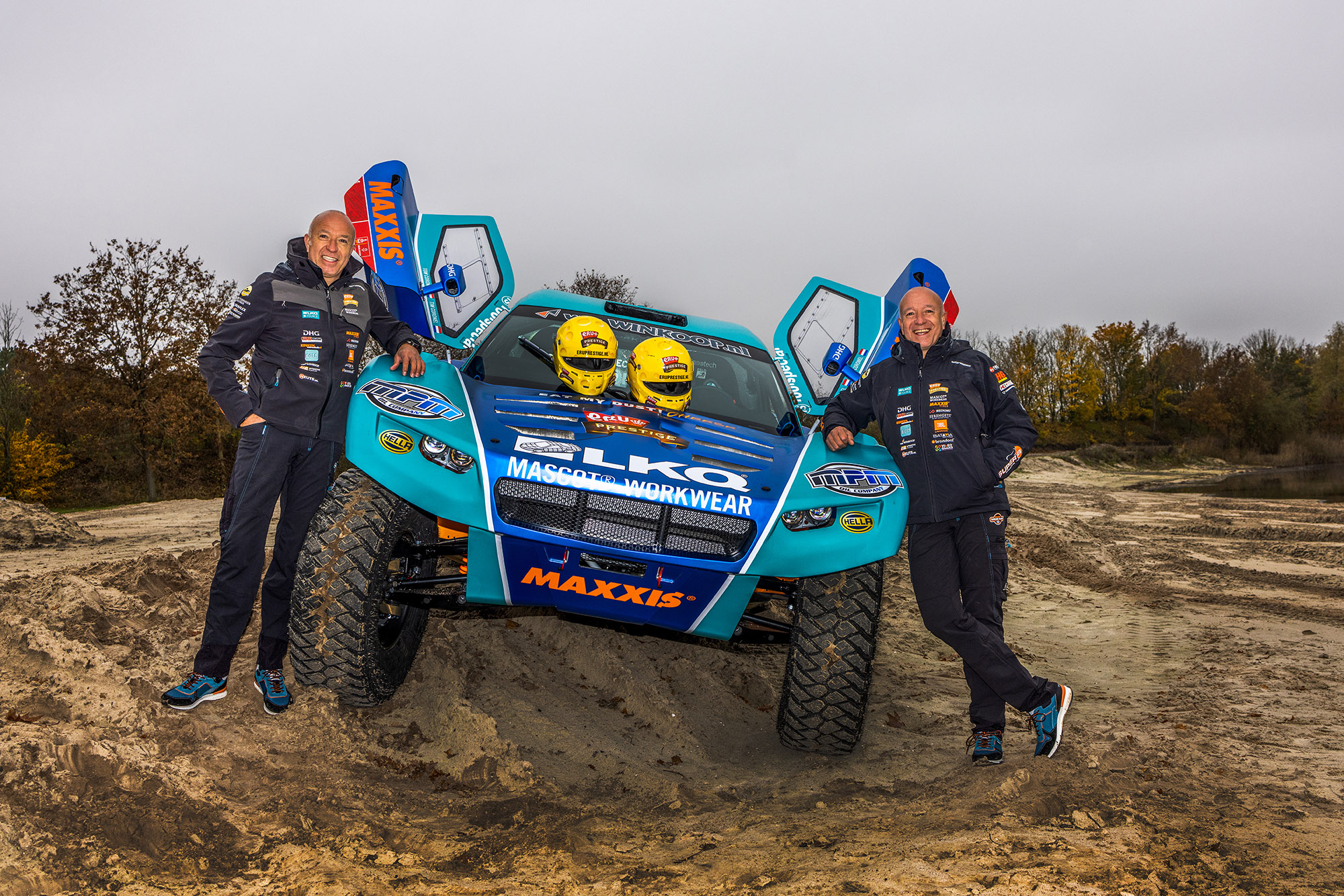 Met een Corvette de Dakar-rally rijden? Dat kan! Met de Century CR6 van de broertjes Coronel