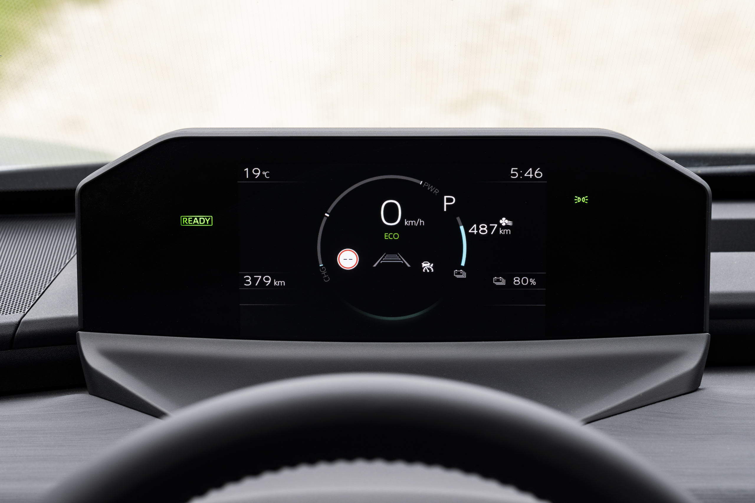 TEST - Deze Toyota gaat de strijd aan met de bestverkochte EV ter wereld