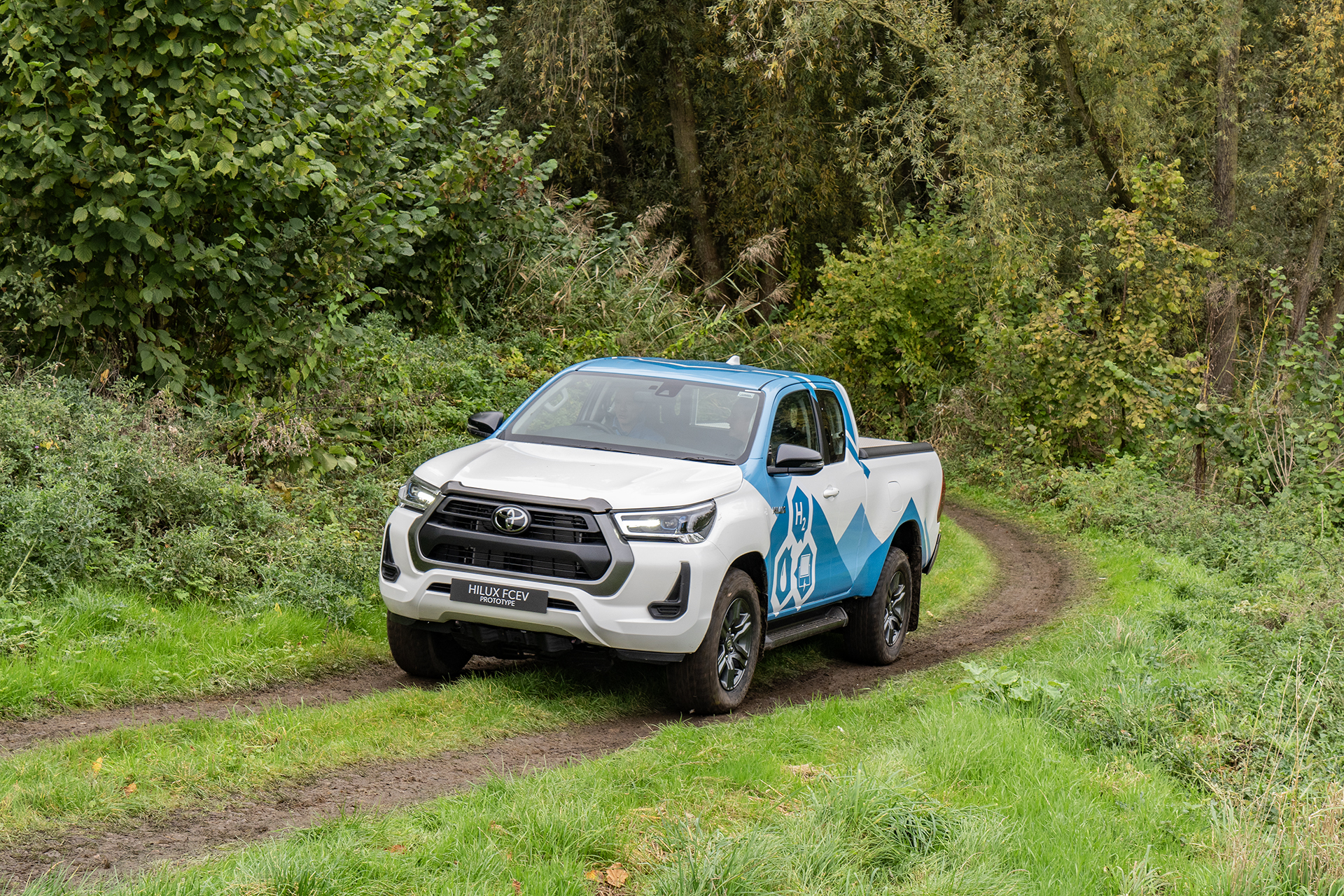 Rijden met de duurste Toyota Hilux ter wereld