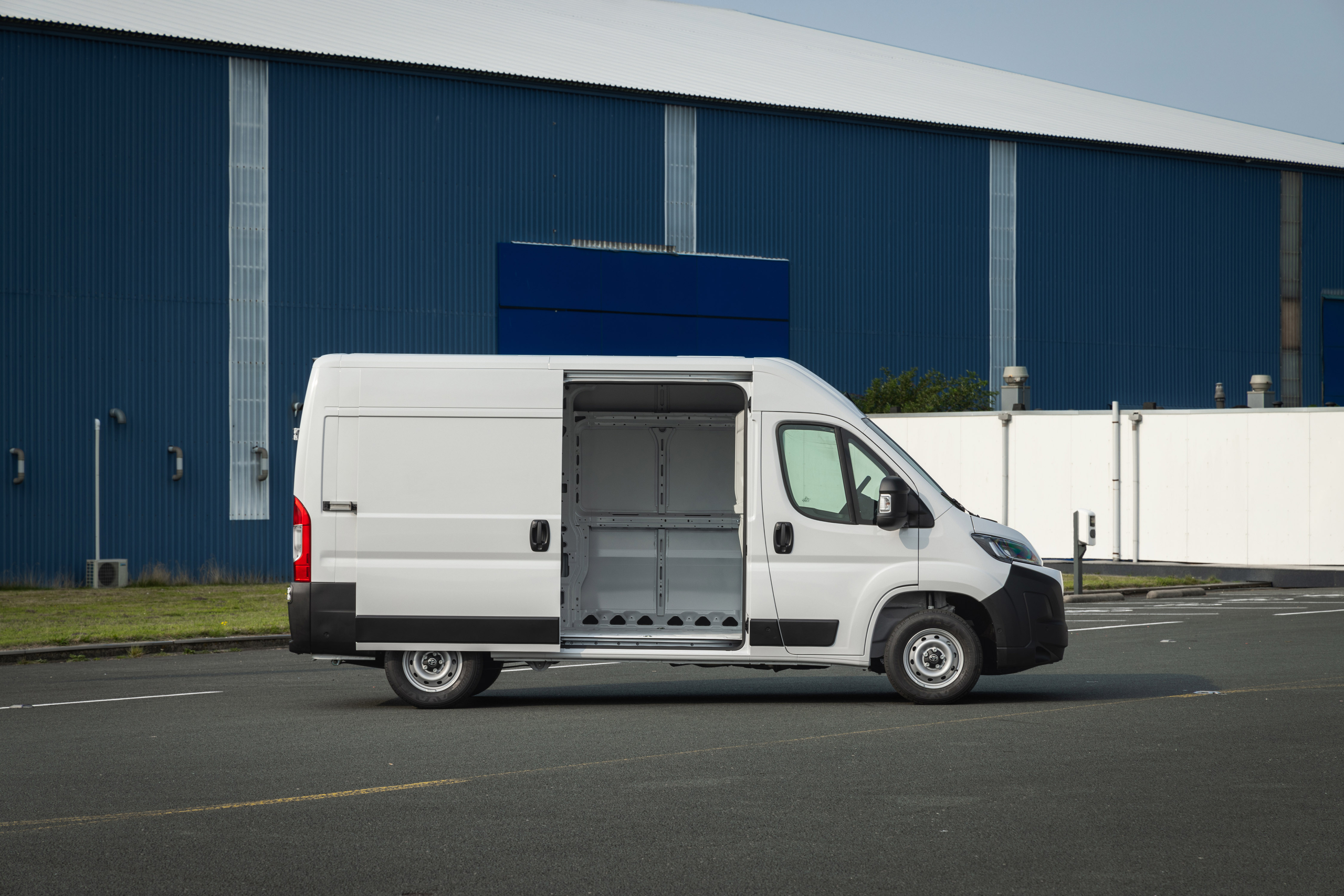 Toyota Proace Max: wat je moet weten over prijzen, specificaties en verschillen