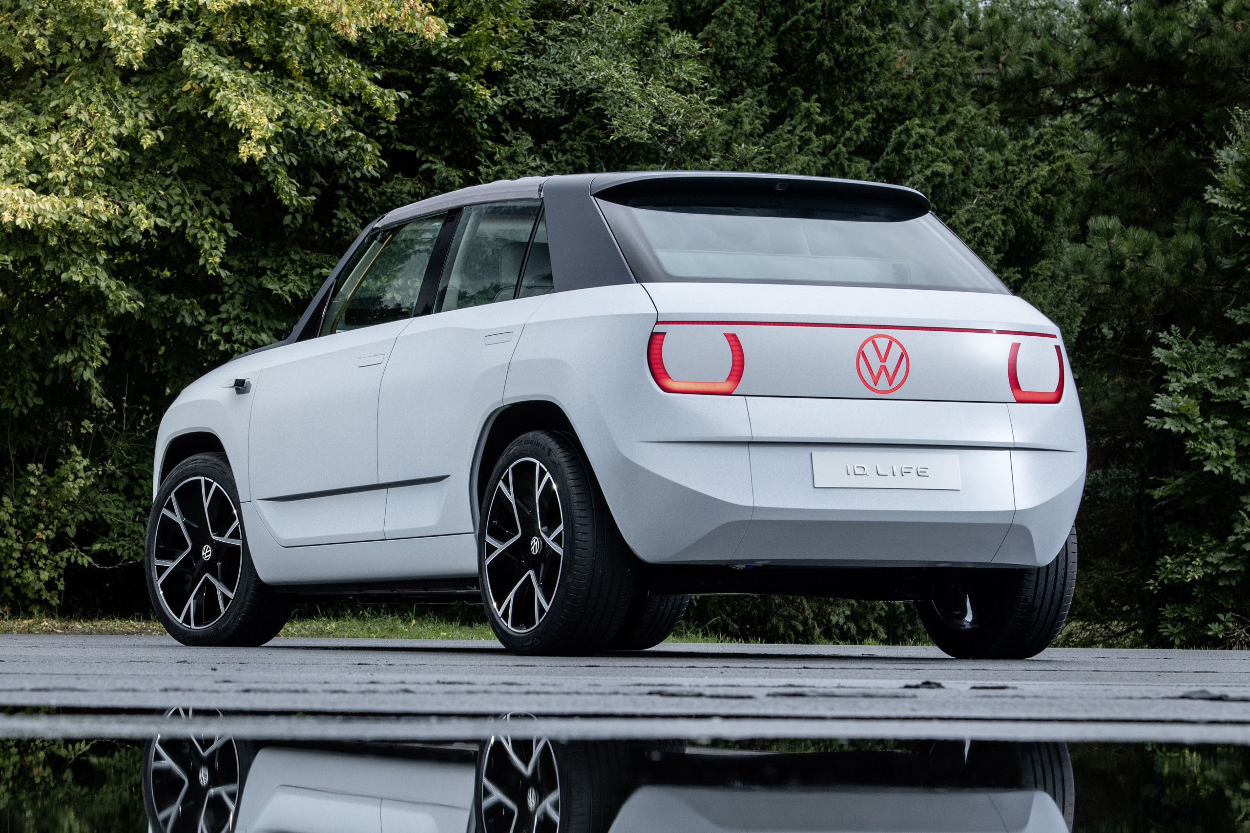 Wat zullen ze bij Seat boos zijn! Alleen Cupra, Skoda en VW krijgen compacte EV