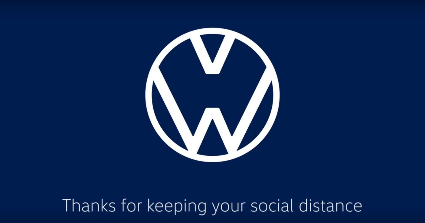 Ook de logo's van Audi, Mercedes en Volkswagen houden afstand