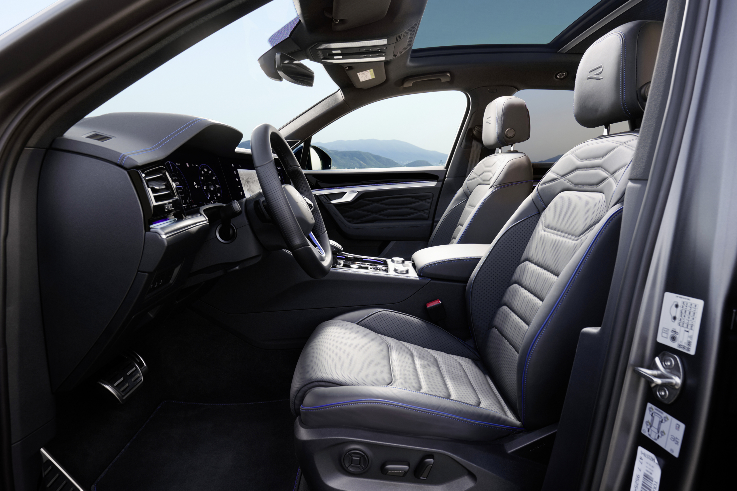 Deze reus van Volkswagen keert terug naar Nederland en trakteert jou op een V6