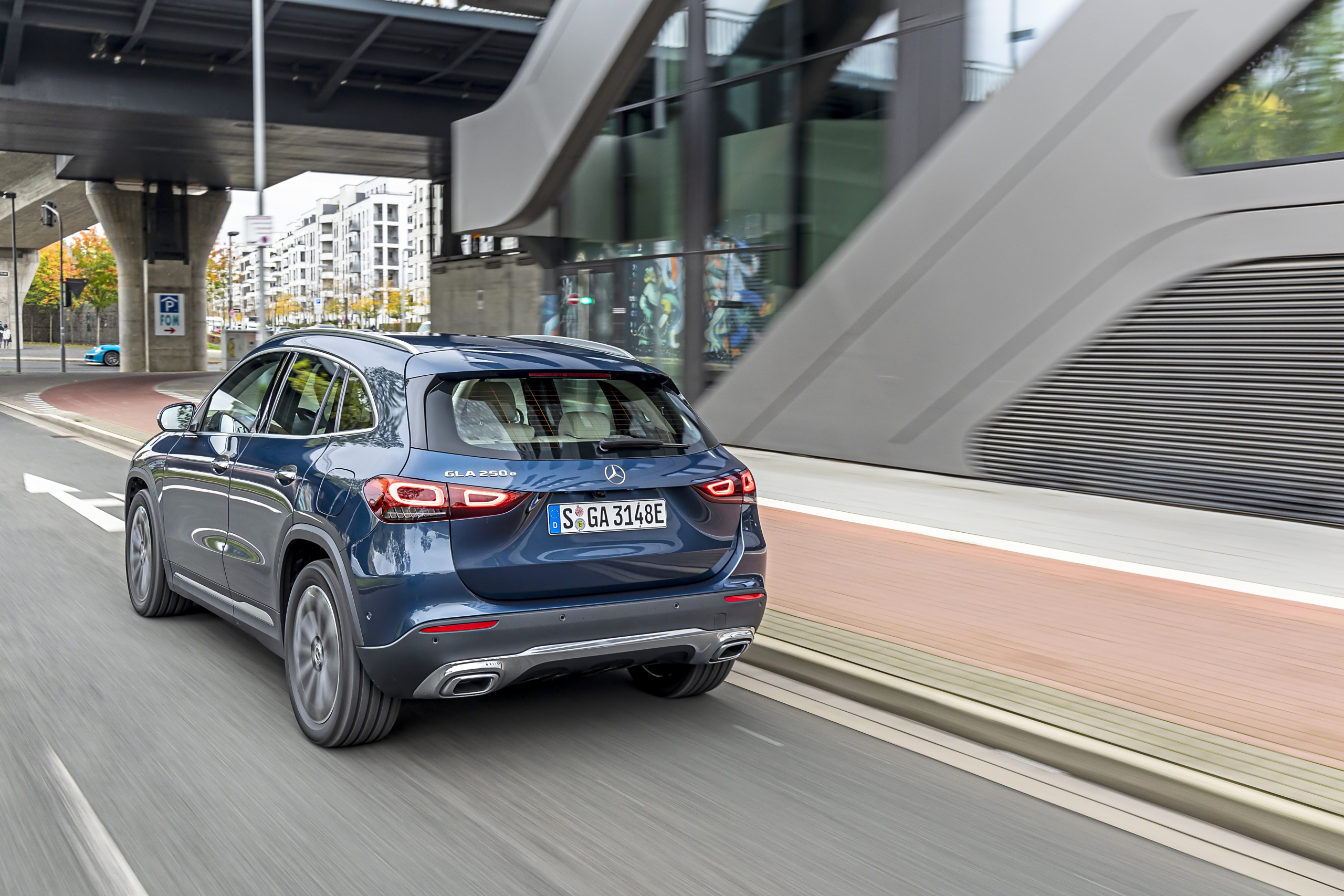 Hybride suv’s getest: zo zuinig zijn Volvo XC40 Plug-in Hybrid en Mercedes GLA 250e