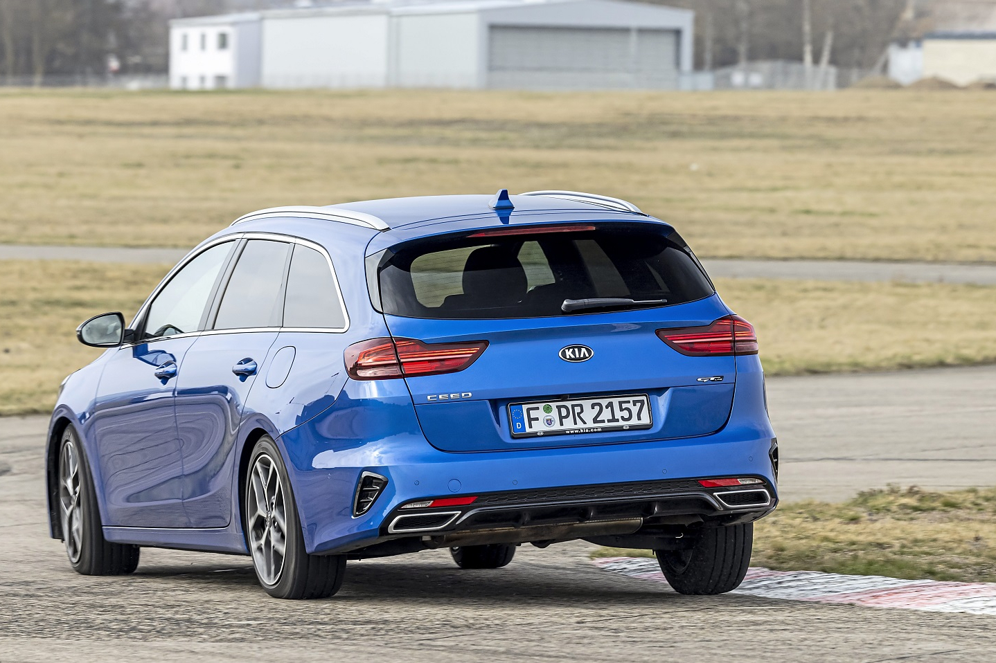 Test Ford Focus - Kia Ceed - Volkswagen Golf: maar welke stationwagon rijdt nou het fijnst van allemaal?