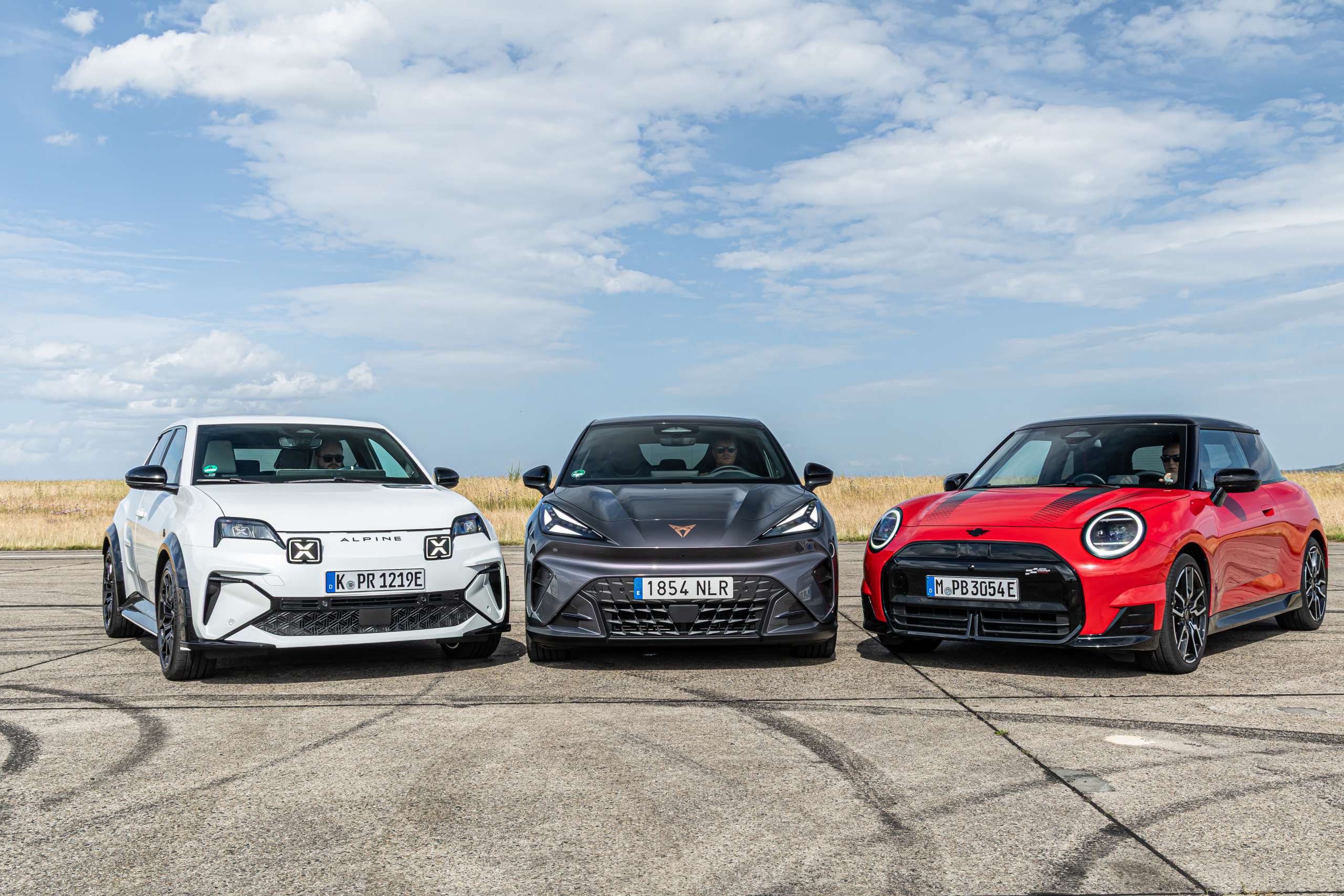 TEST elektrische hot hatches: de Alpine A290, Cupra Raval en Mini Cooper SE sprinten als een 911