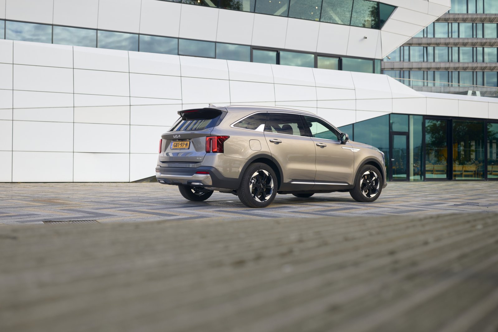 Kia Sorento (2025) test zevenzits plugin hybride gaat net als